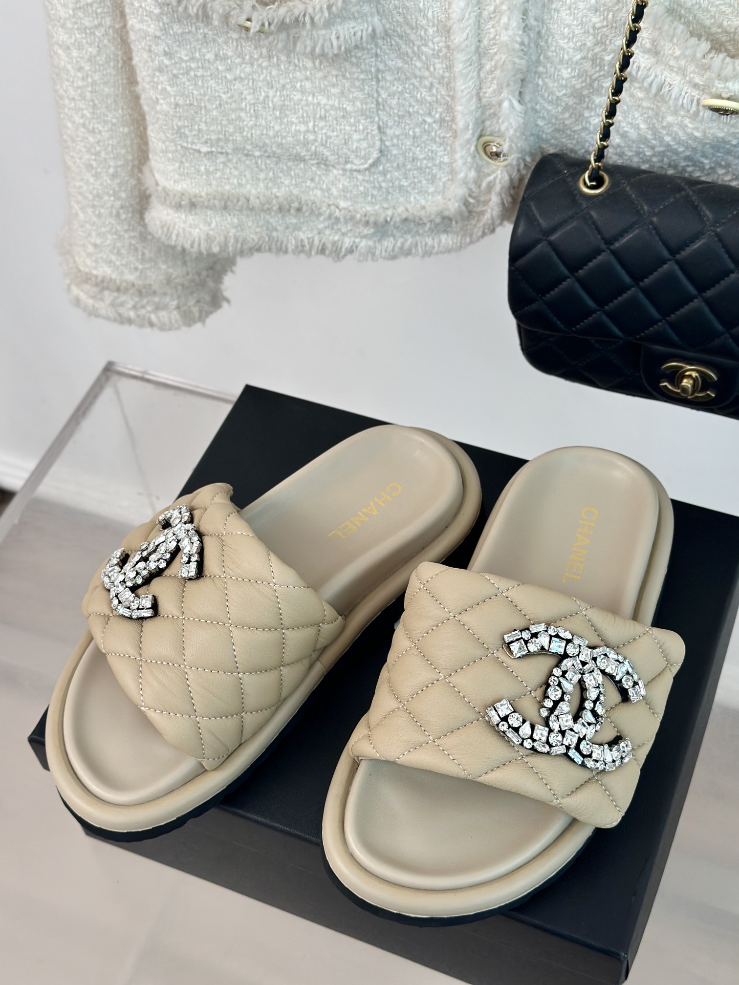 Chanel 2024 New Slippers Size 36-41
