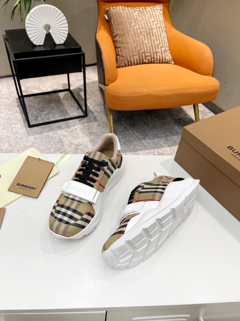 Burberry Sneaker Size 36-46