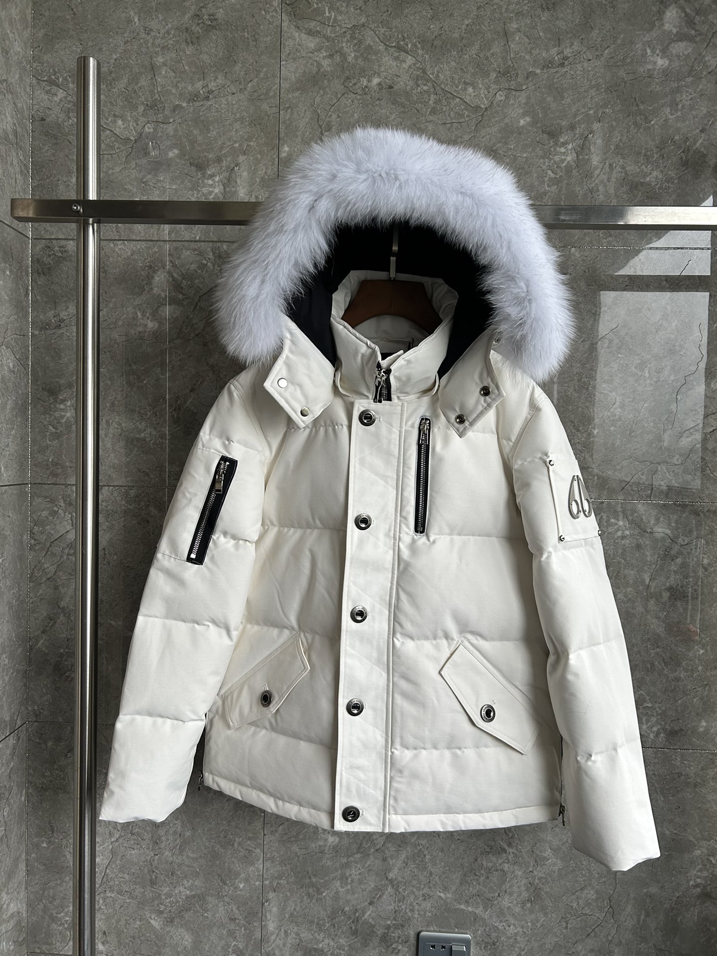 Moose Knuckles 06 Men Winter Jacket Size S-XXL White