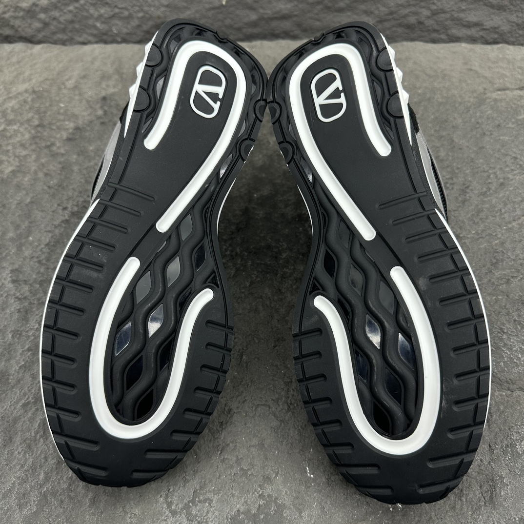 Valentino Men New Sneaker Size 40-45