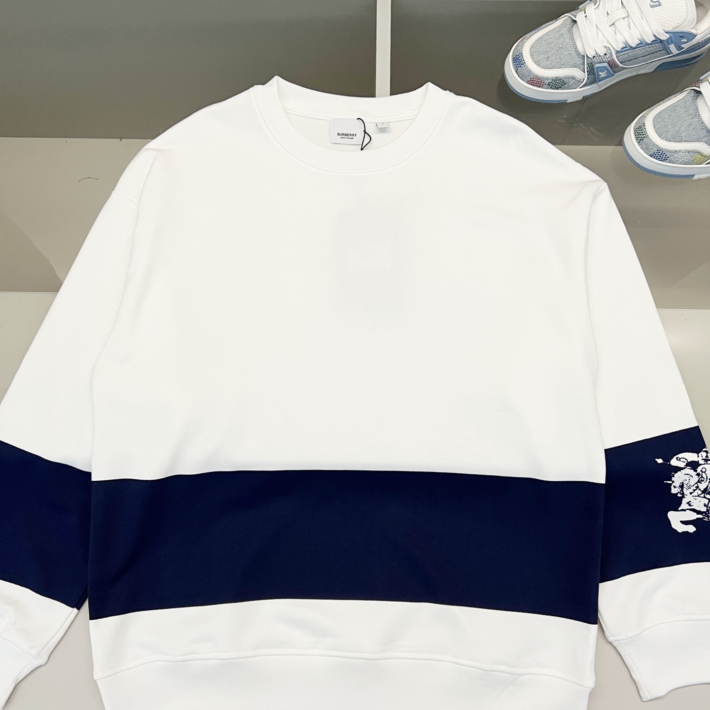 Burberry New Unisex Sweatshirt Size XS-L