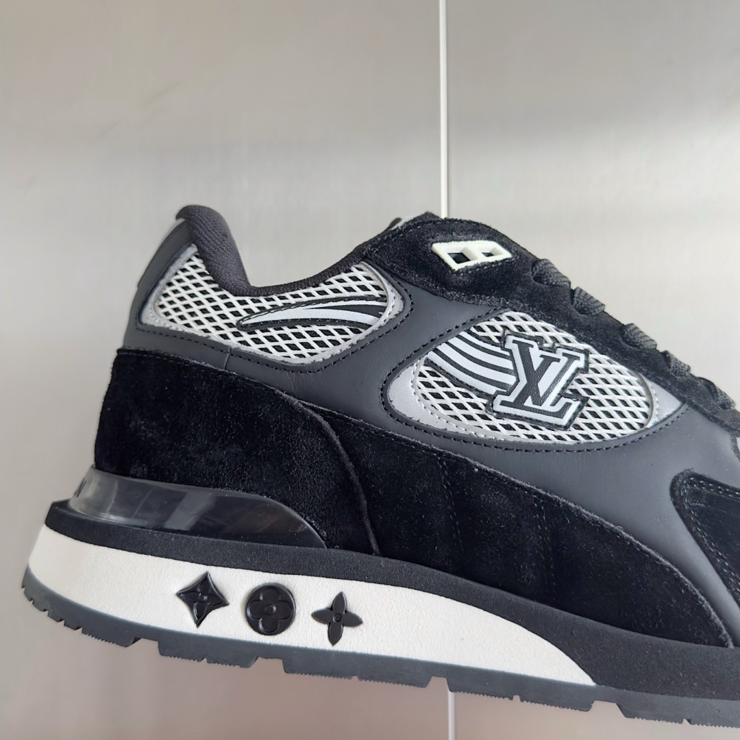 Louis Vuitton Run Away Sneaker Size 40-46