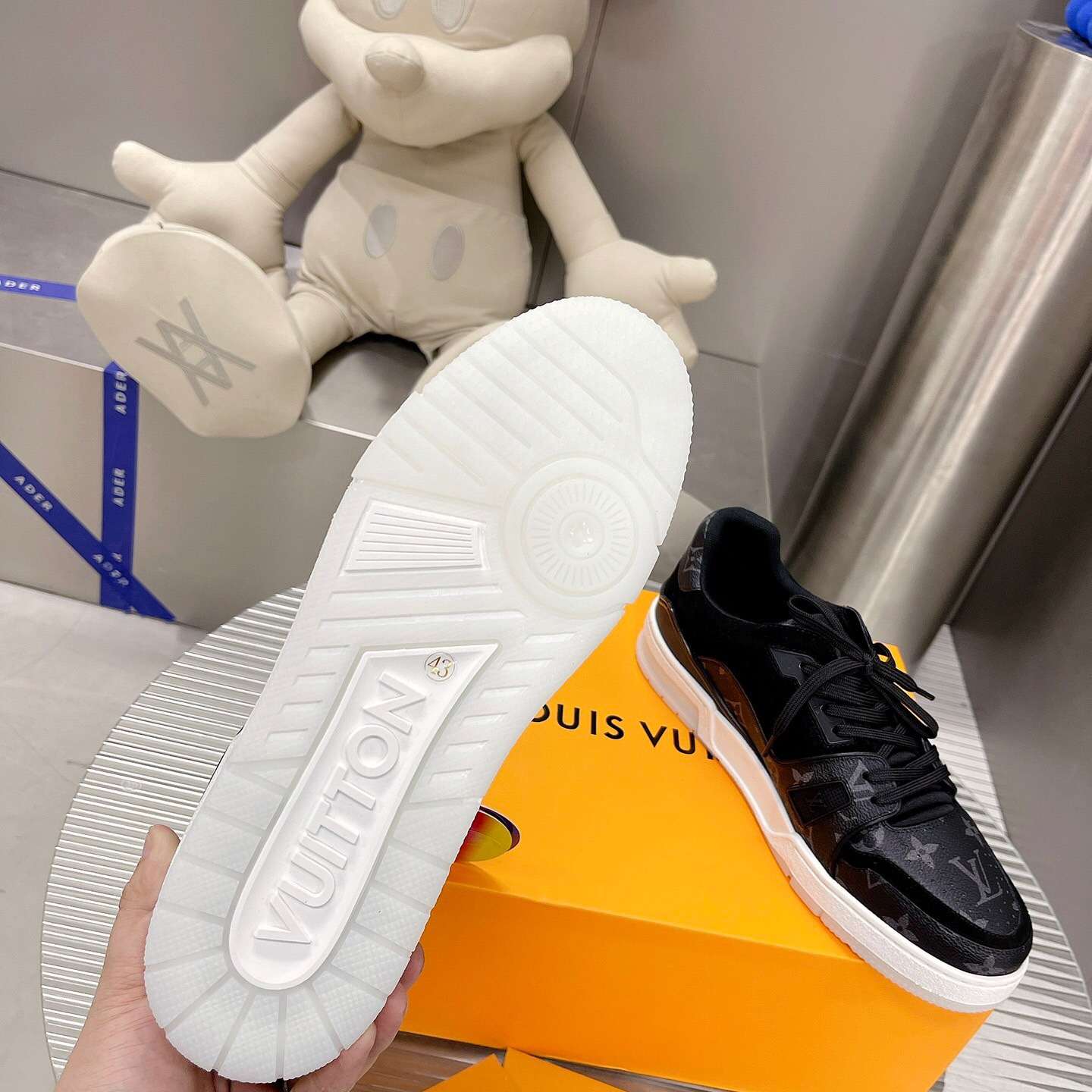 Louis Vuitton Trainer Sneaker Size 36-46