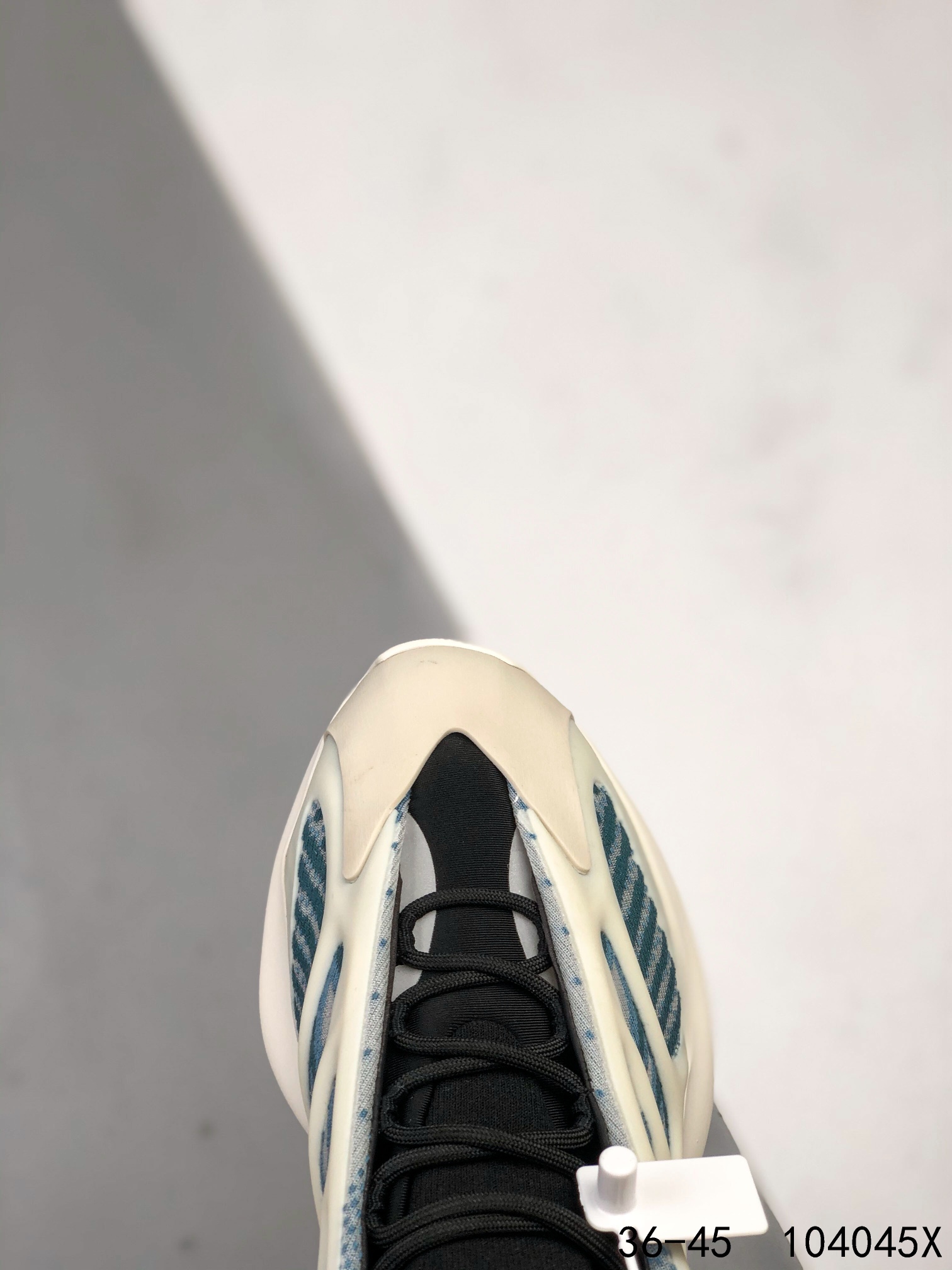 Yeezy 700 V3 Mens/Women's Sneakers Shoes 36 - 45