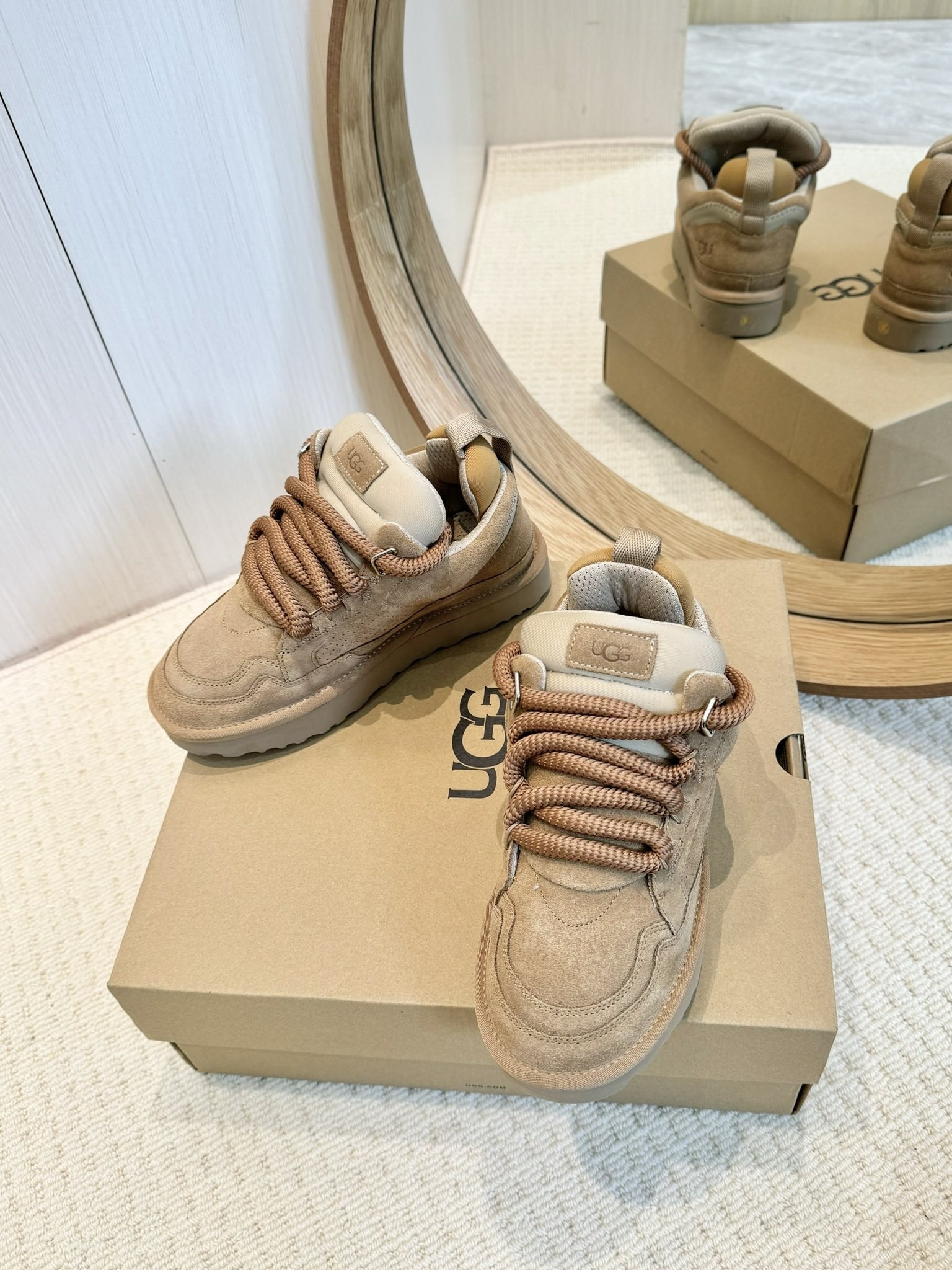 UGG Women Boots Size 35-40