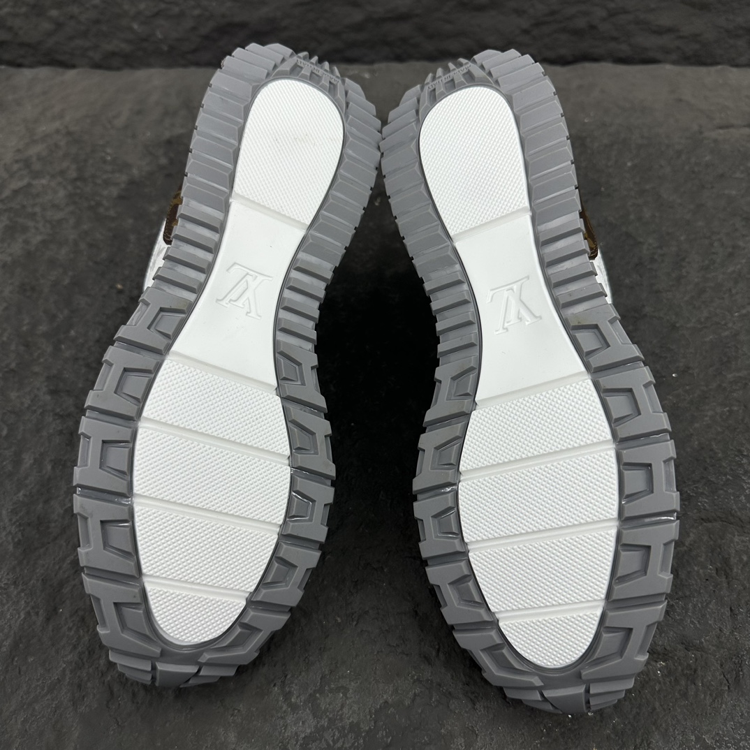 Louis Vuitton Run Away Sneaker For Men Size 39-46