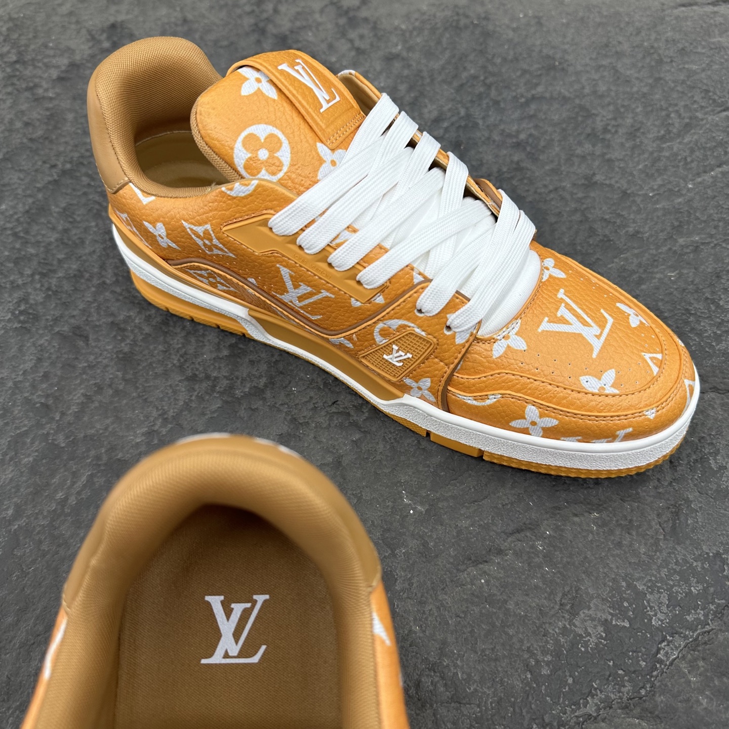 Louis Vuitton LV Trainer Sneaker Size 36-46