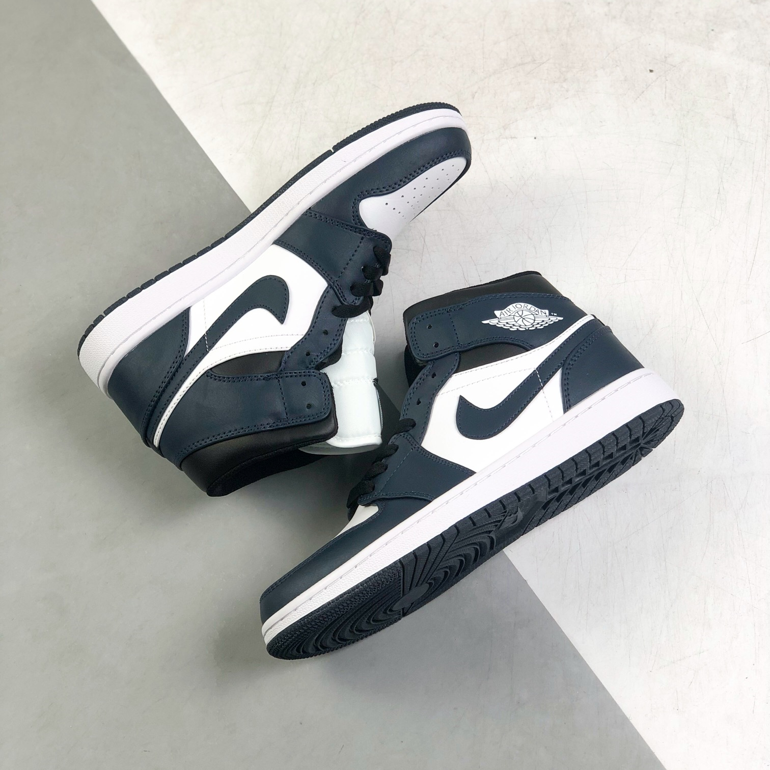 Nike Air Jordan 1 High Top Sneakers Shoes Gr. 36-46