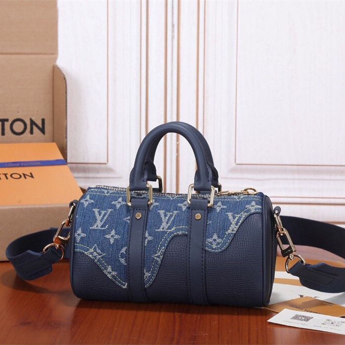 Louis Vuitton Mens Shoulder Bags 21*12*9cm