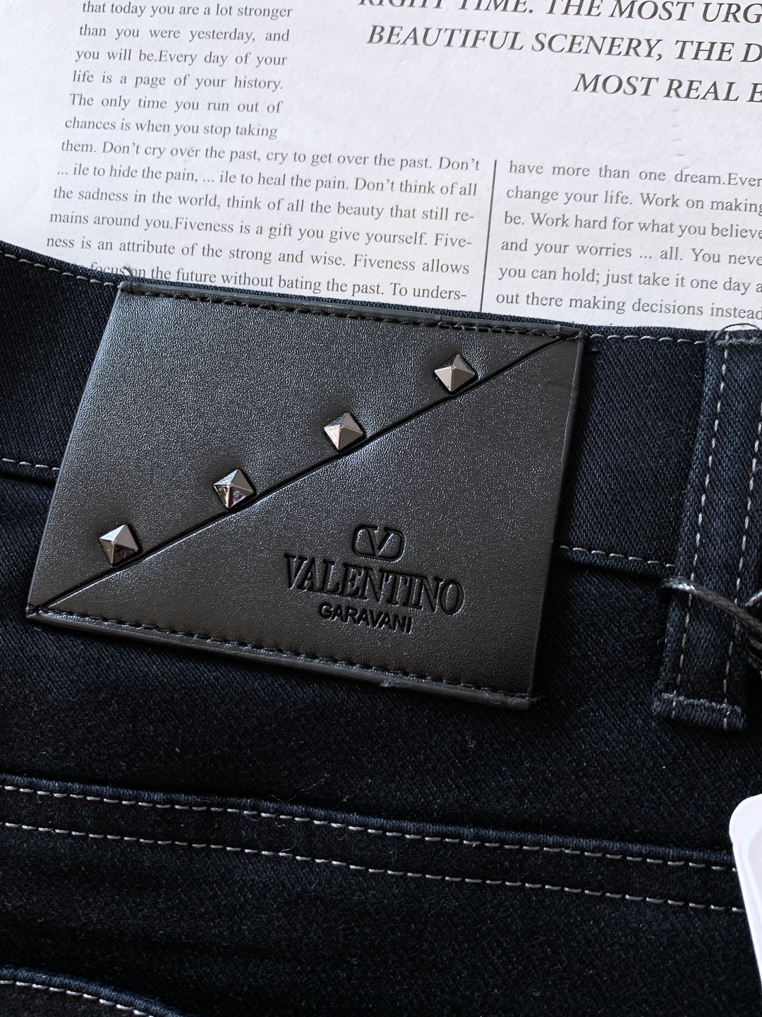 Valentino Jeans Men Size 29-40