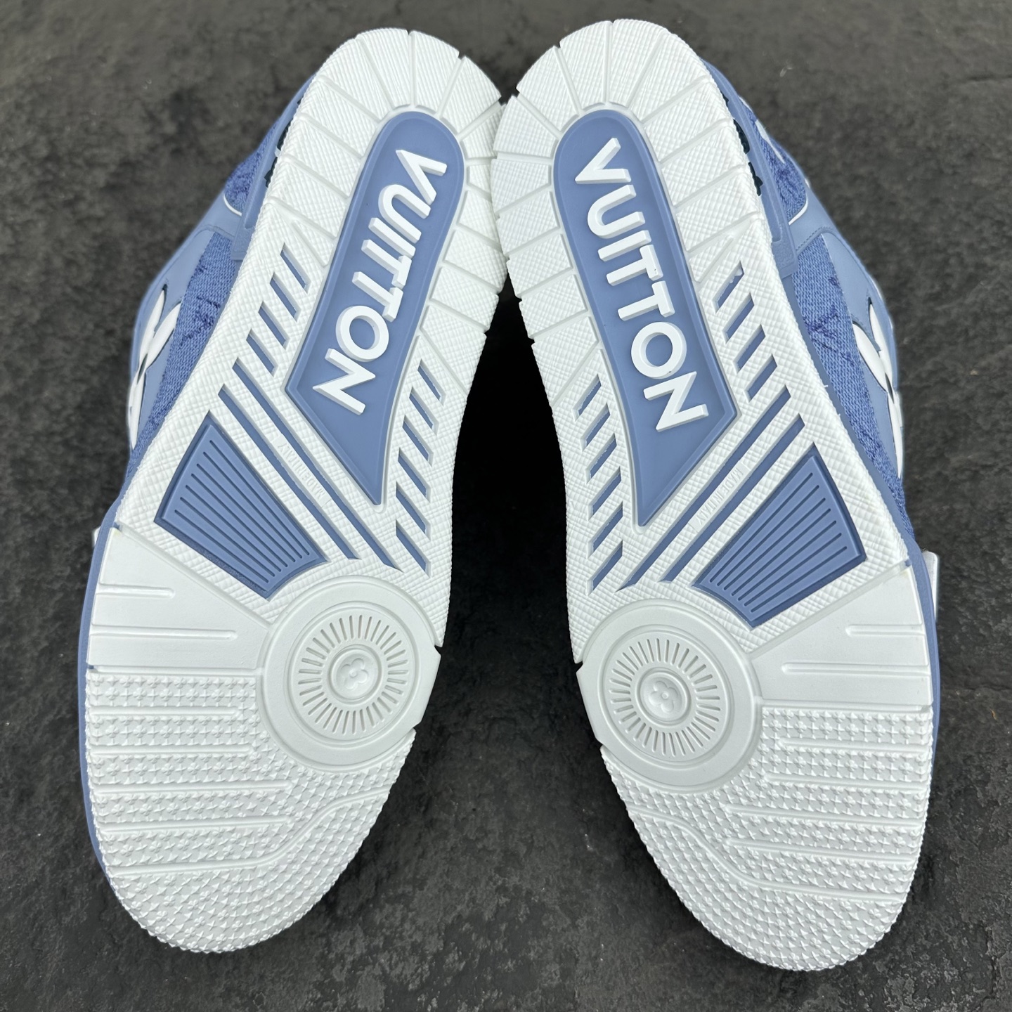 Louis Vuitton LV Trainer Sneaker Size 36-46