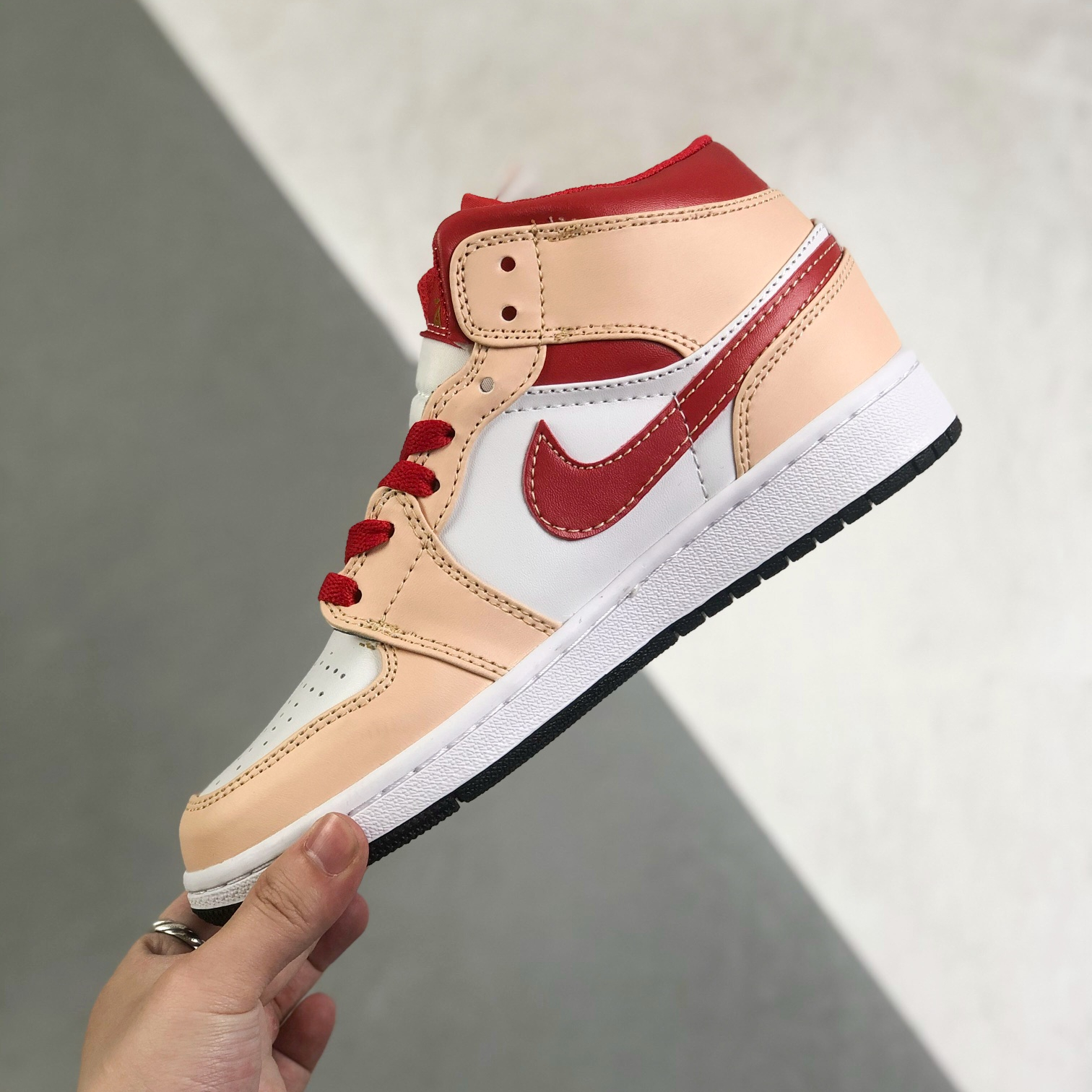 Nike Air Jordan 1 High Top Sneakers Shoes Gr. 36-46