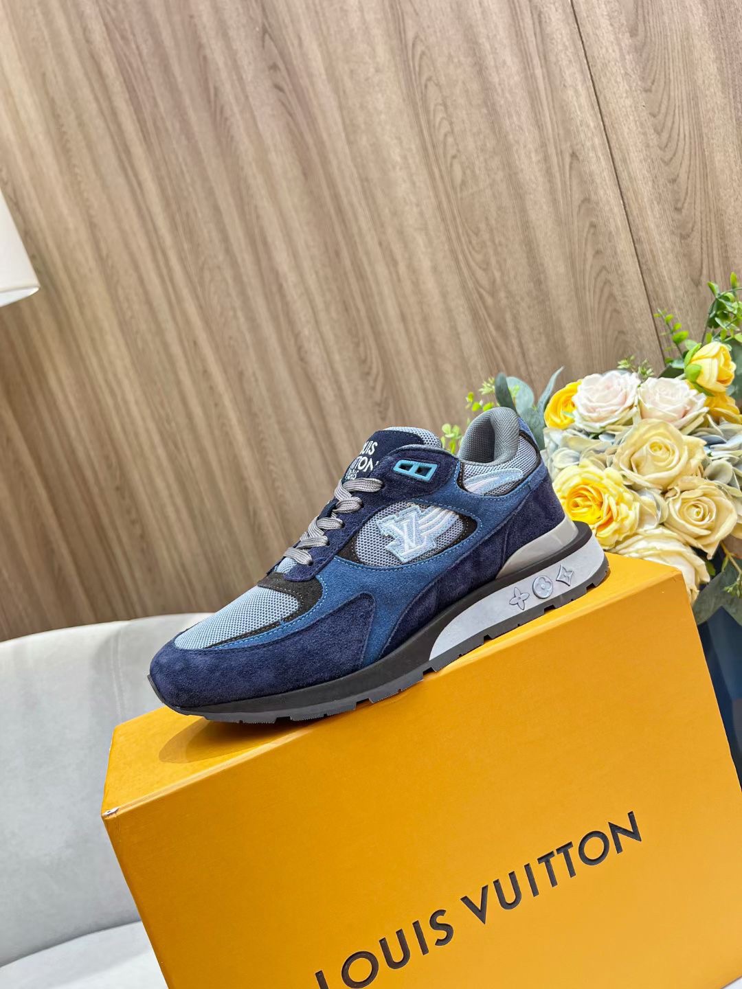 Louis Vuitton Run Away Sneaker Size 40-46