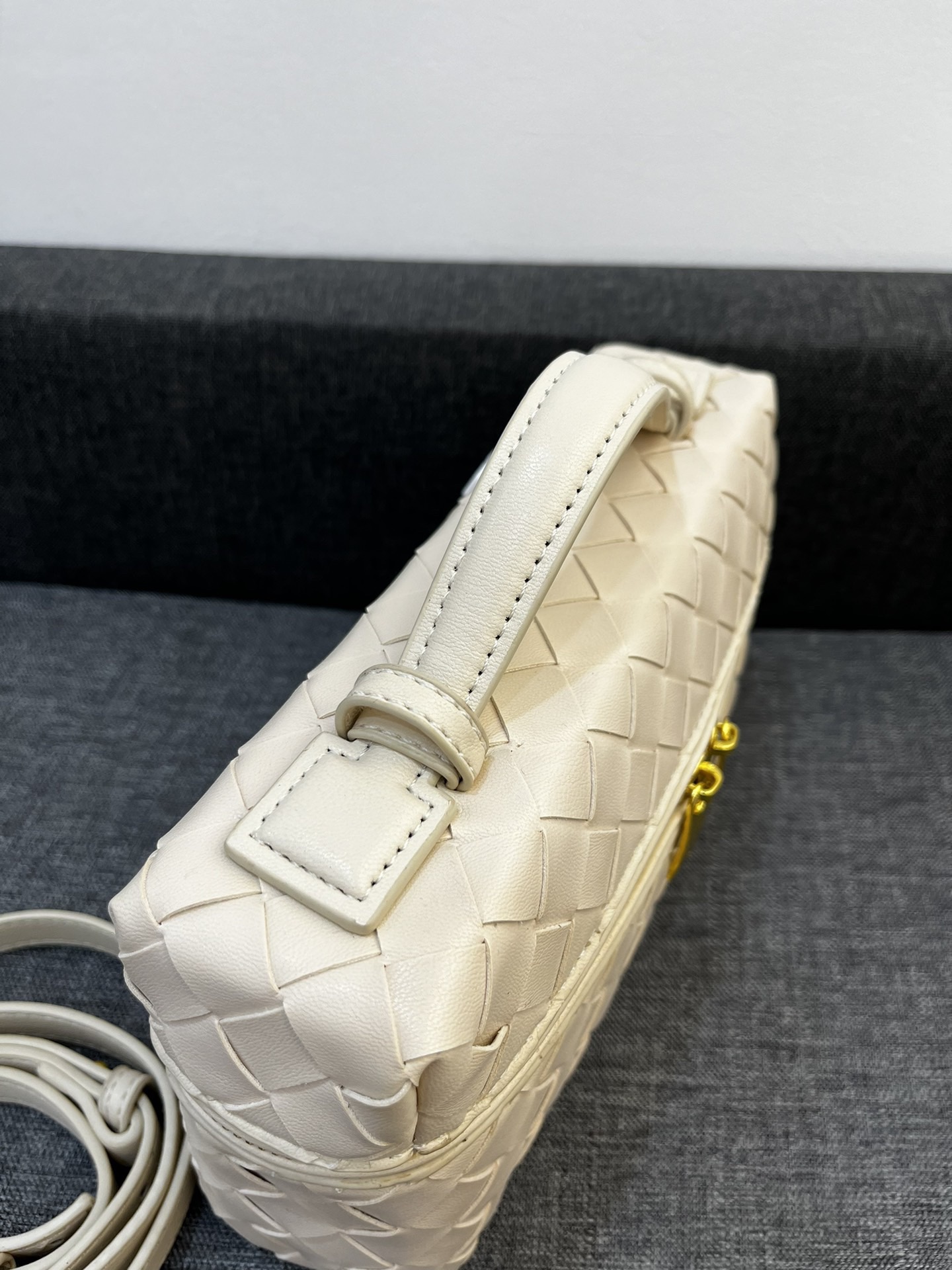 Bottega Veneta Vanity Case Shoulder Bags 24*13*6cm