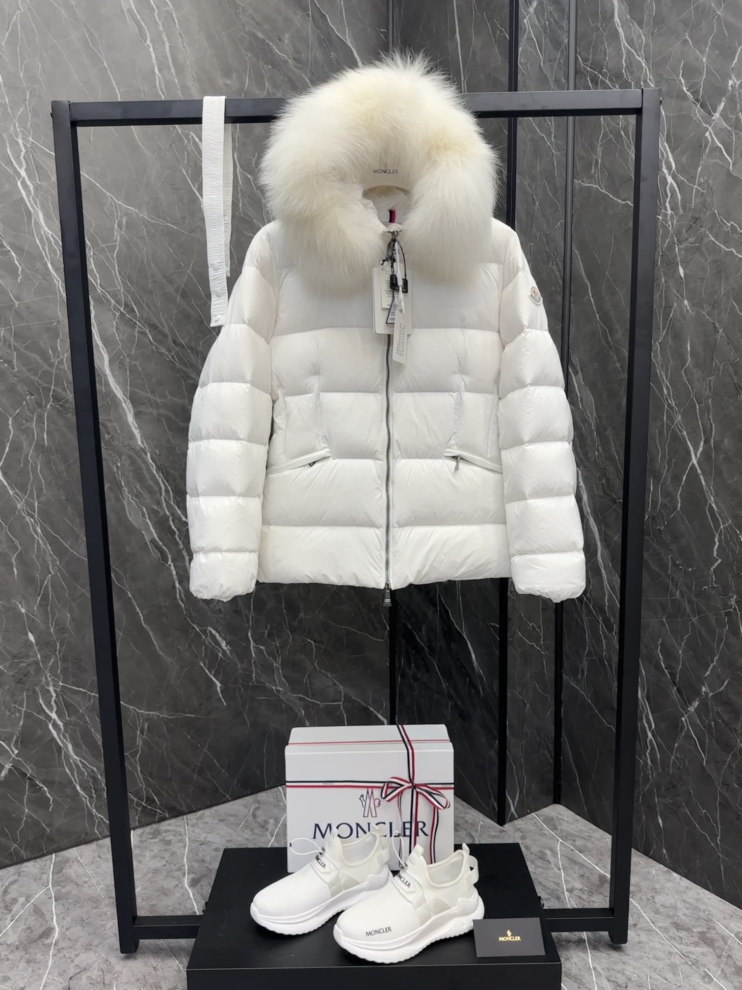 Moncler Boed Women Down Jacket Size S-XL