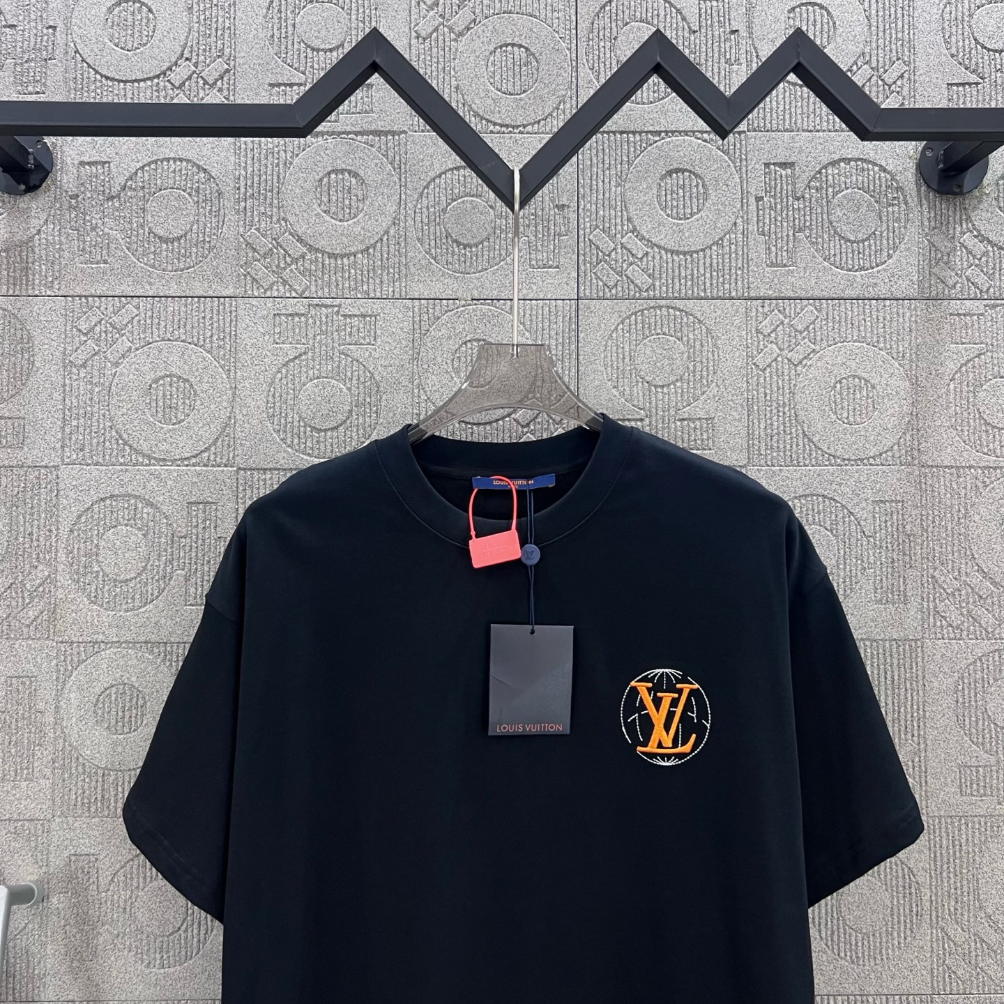 Louis Vuitton T Shirt  Embroider Logo Size XS-L