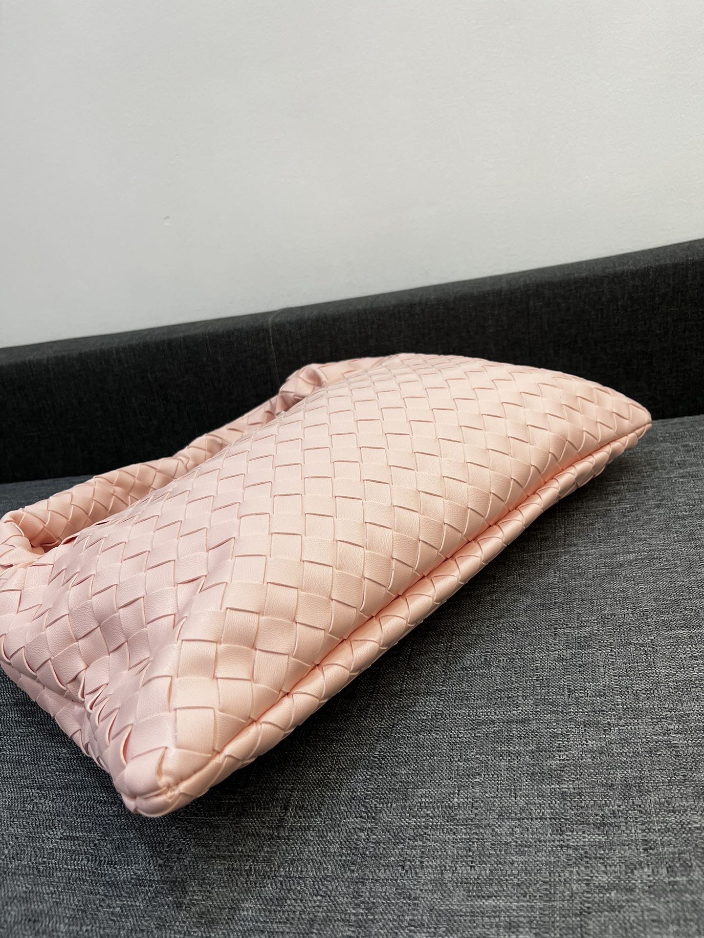 Bottega Veneta HO Shoulder Bags 40*24cm