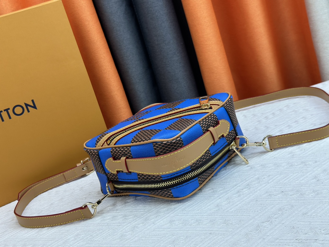 Louis Vuitton N40547 Shoulder Bags Size 20cm