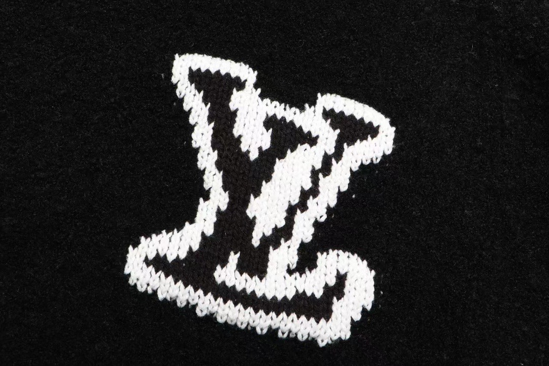 Louis Vuitton Unisex Sweatshirt Size XS-L