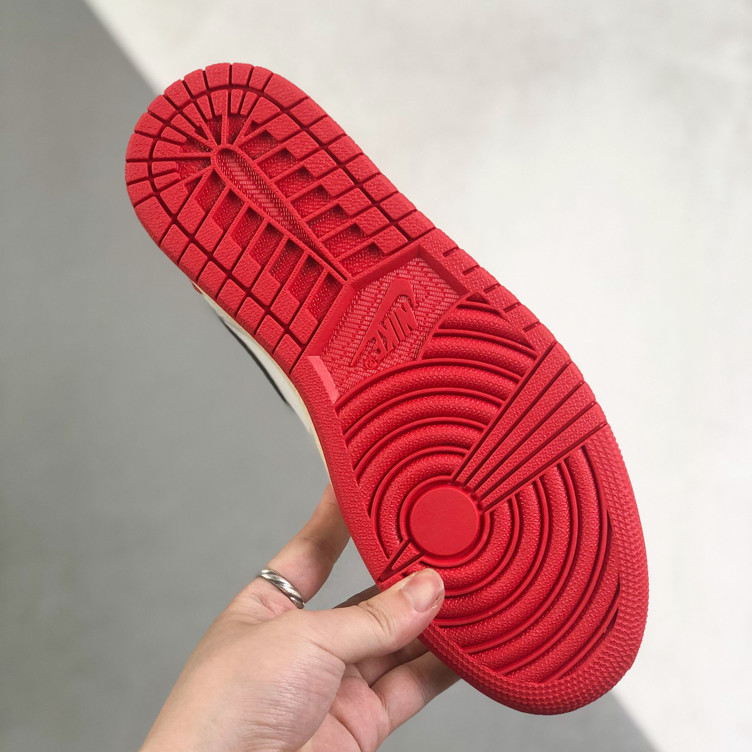 Nike Air Jordan 1 x Travis Scott High Top Sneaker Shoes Gr. 36-46