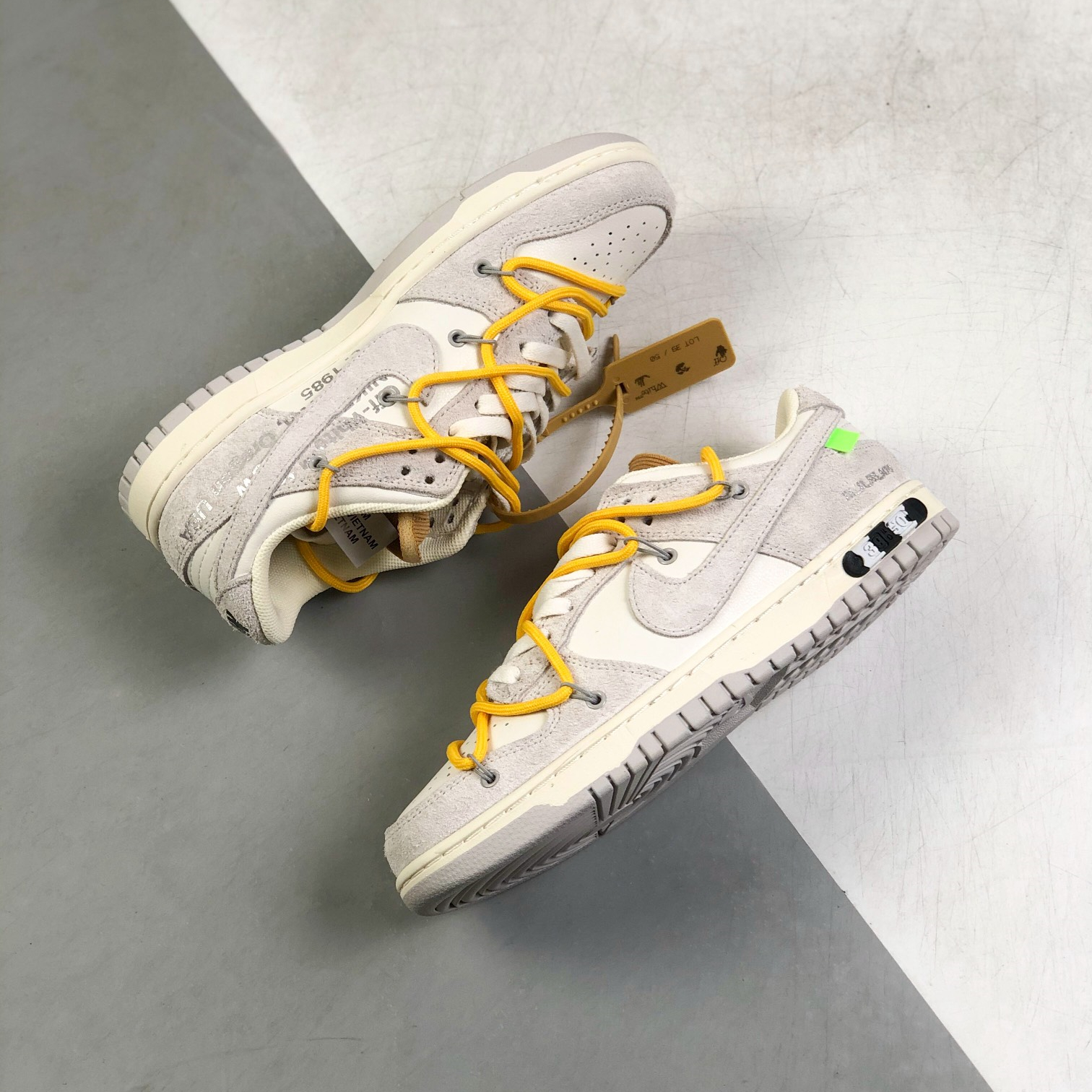 Nike Dunk Low x OFF White Top Sneakers  Gr. 36-45