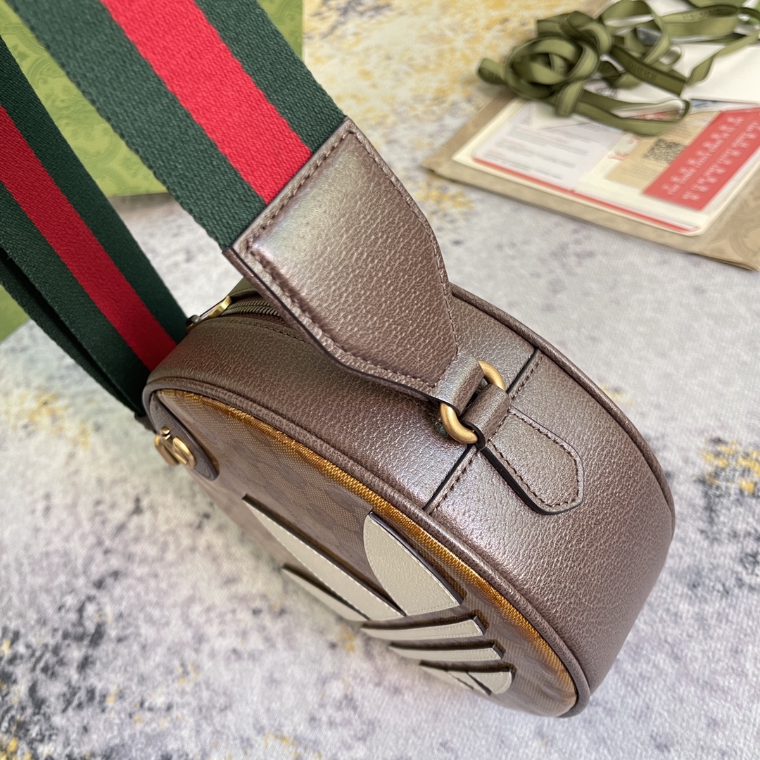 Gucci x Adidas Shoulder Bags 22*22*7cm