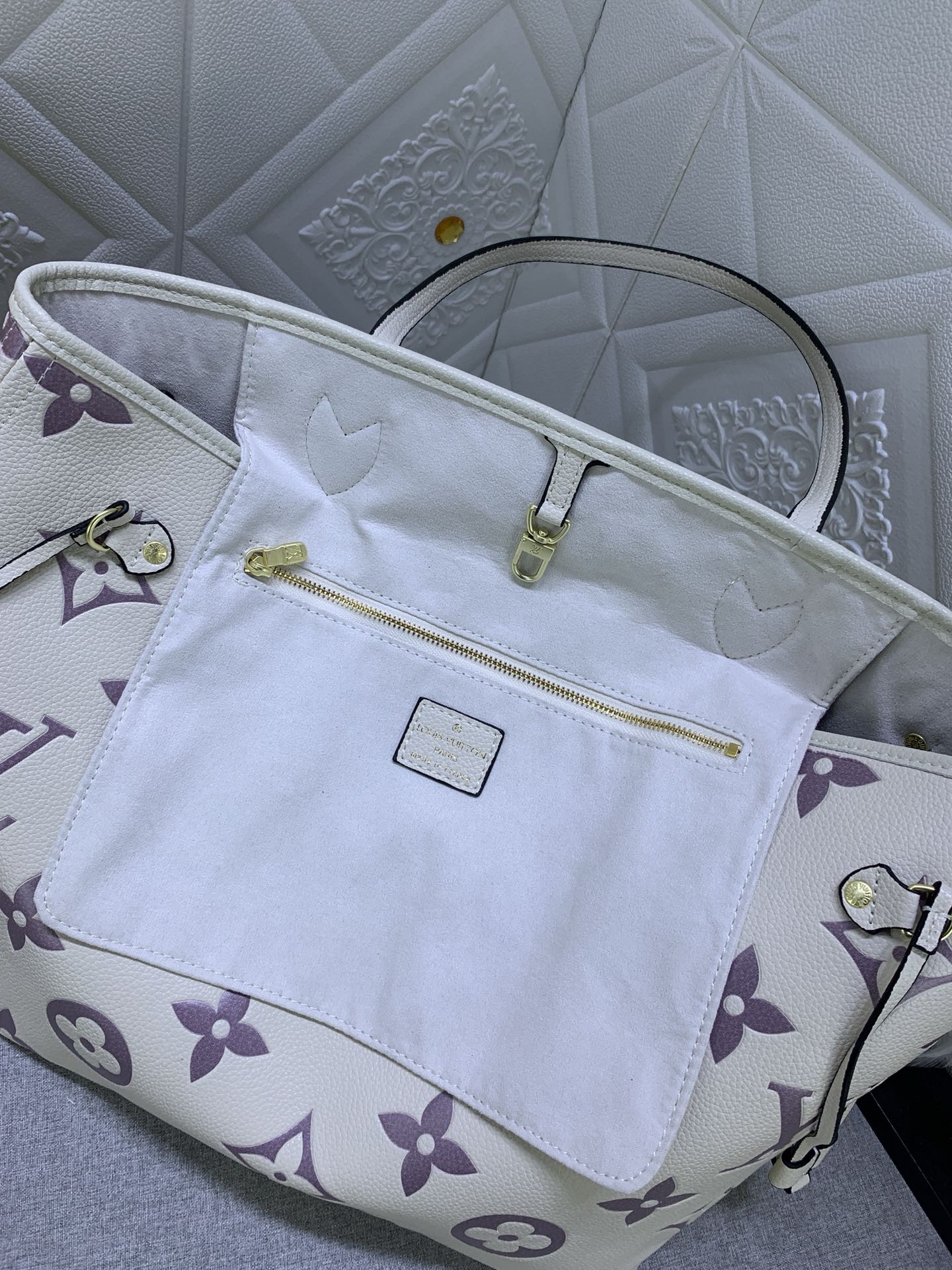 Louis Vuitton Shopping Bags 32*29*17cm