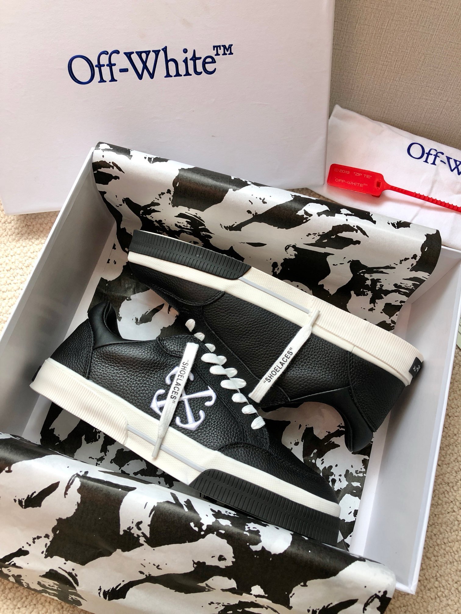 OFF White 2024ss New Low Vulcanized Sneaker Size 36-45