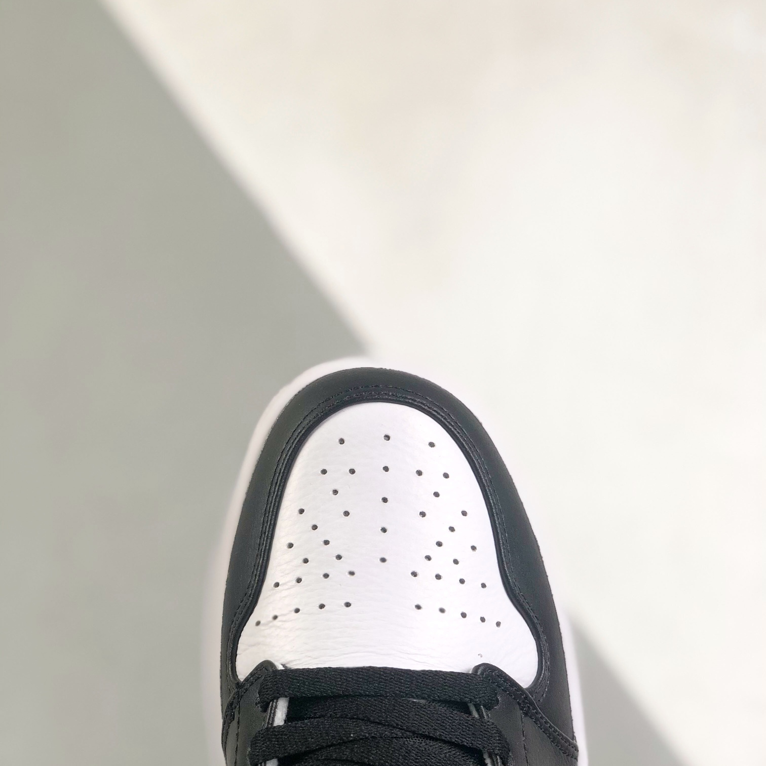 Nike Air Jordan 1 High Top Sneakers Shoes Gr. 36-46