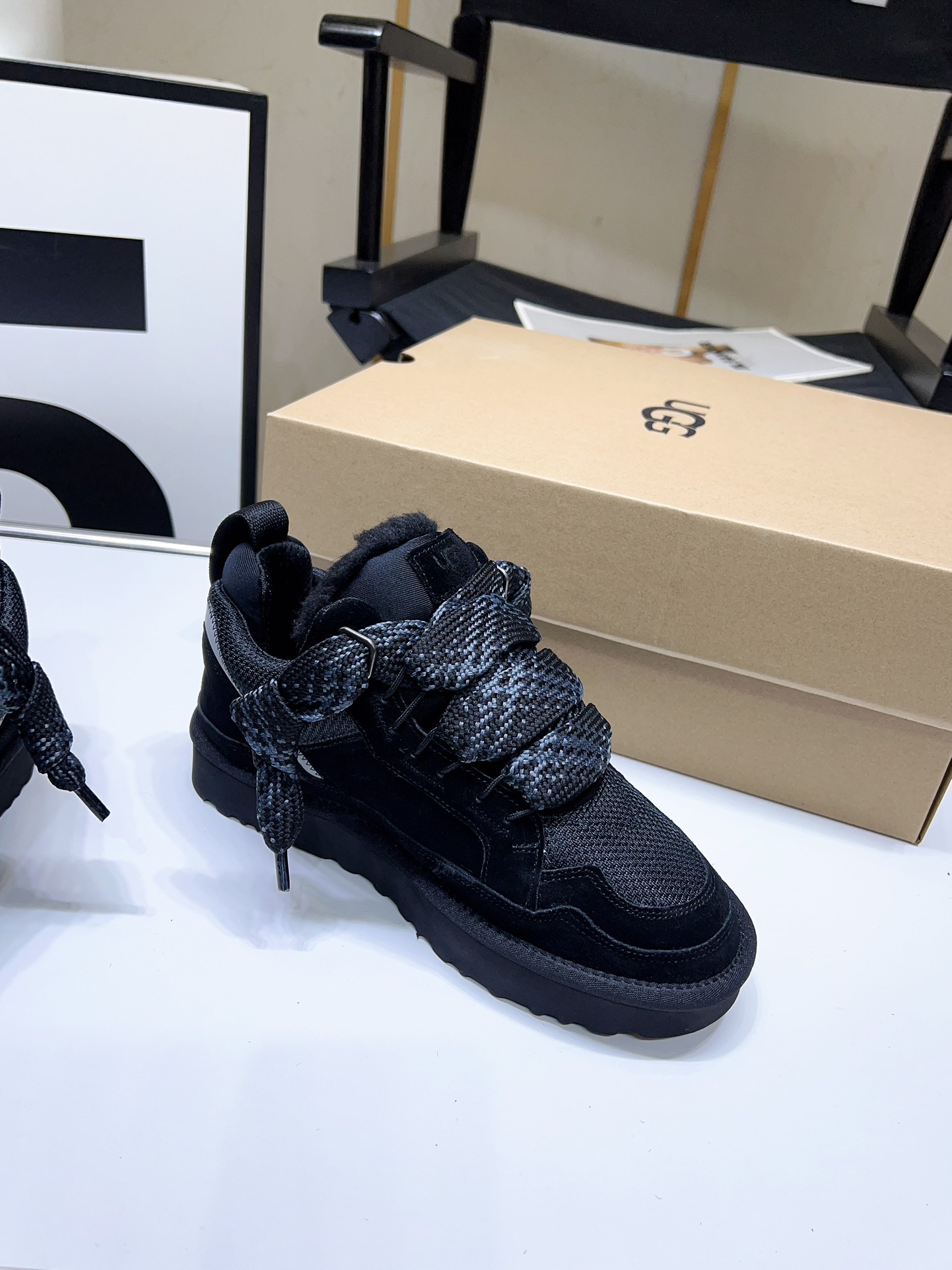 UGG Women Boots Size 35-40