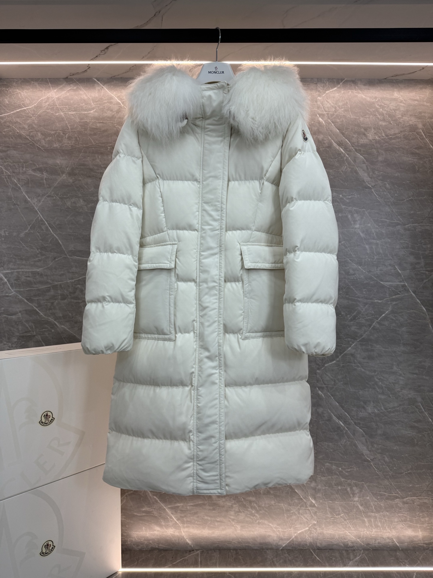 Moncler 25ss Bellevue Women Down Jacket Size 0-3