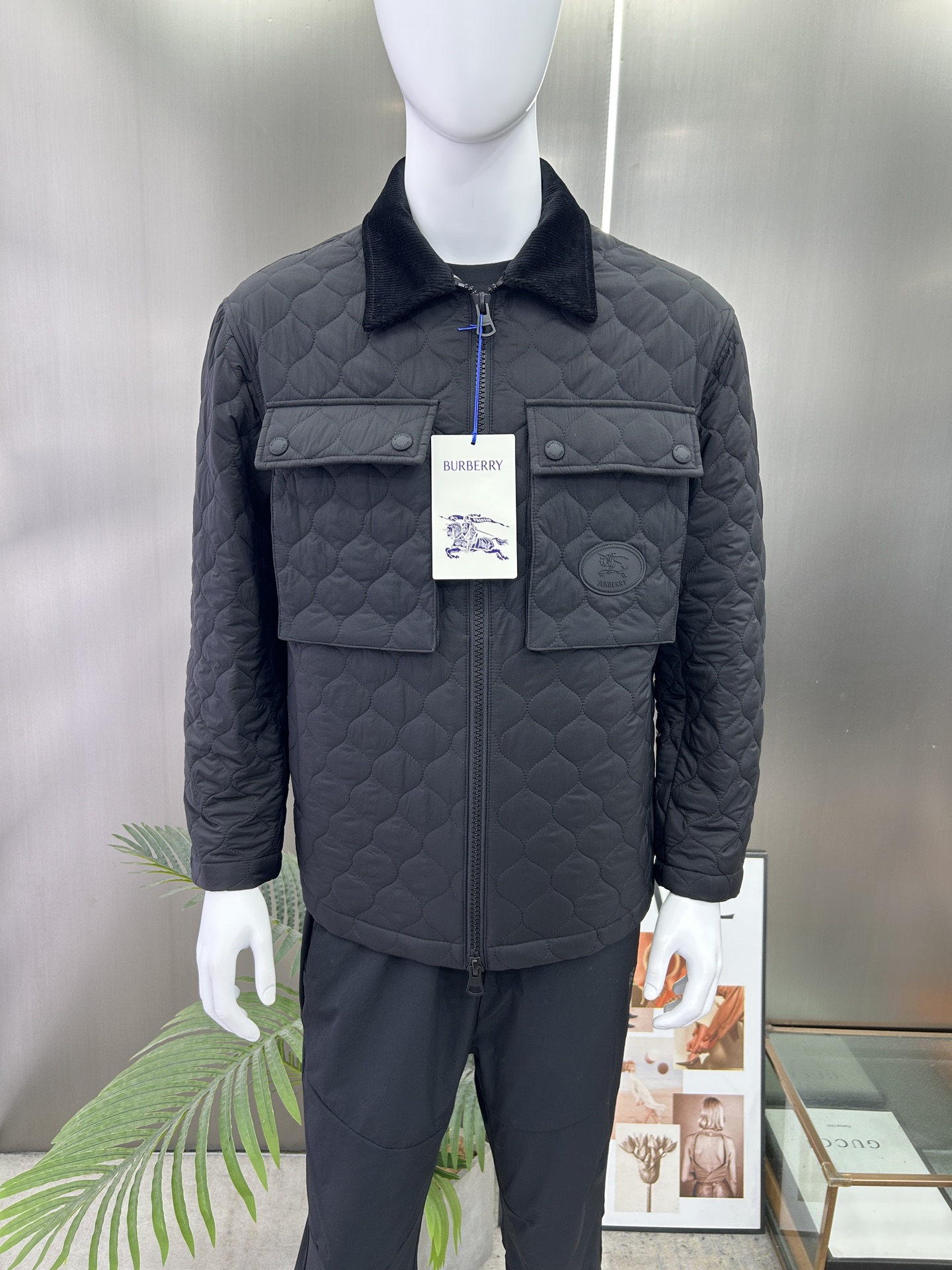 Burberry Unisex Jacket Size M-XXXL