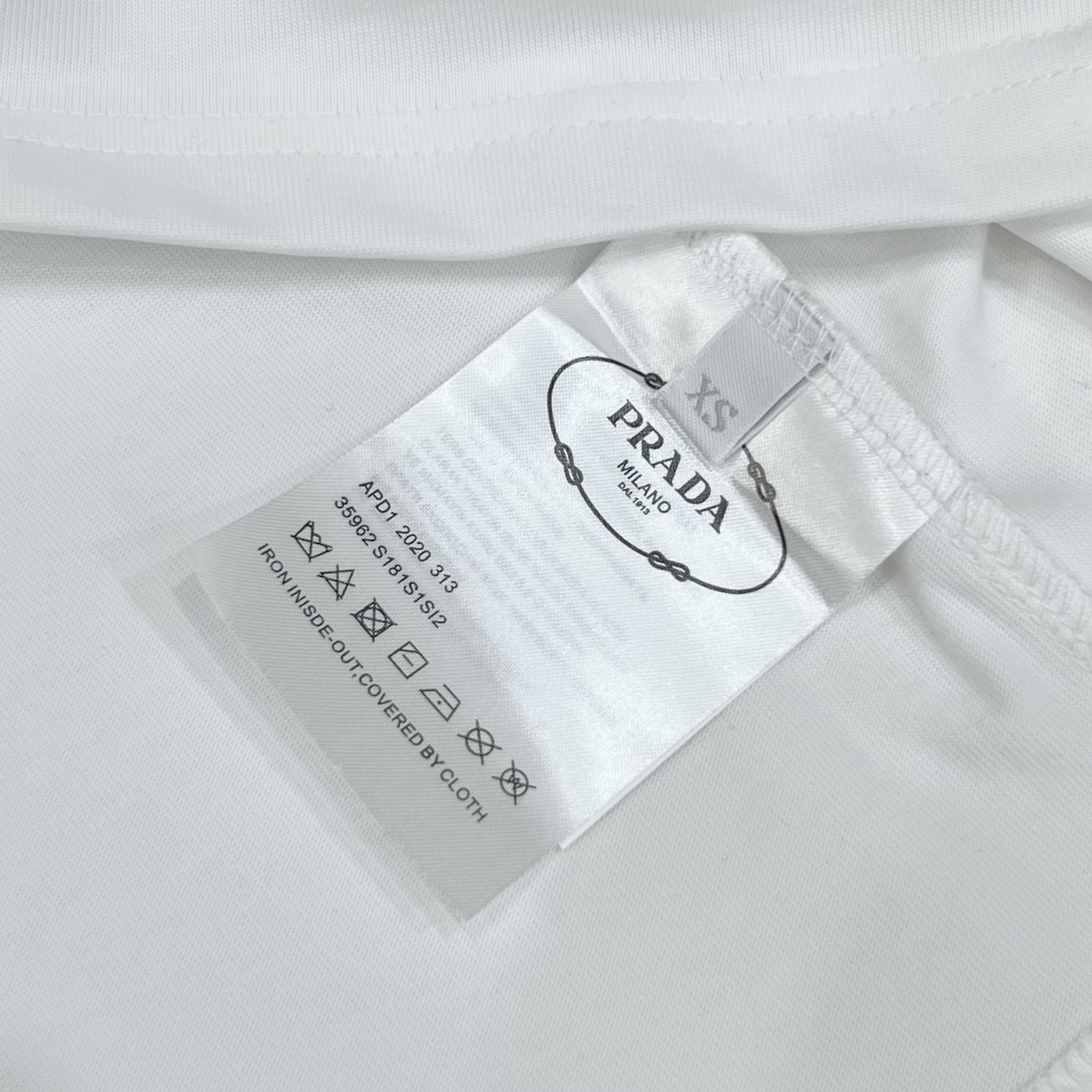 Prada T Shirt  Embroider Logo Size XS-L