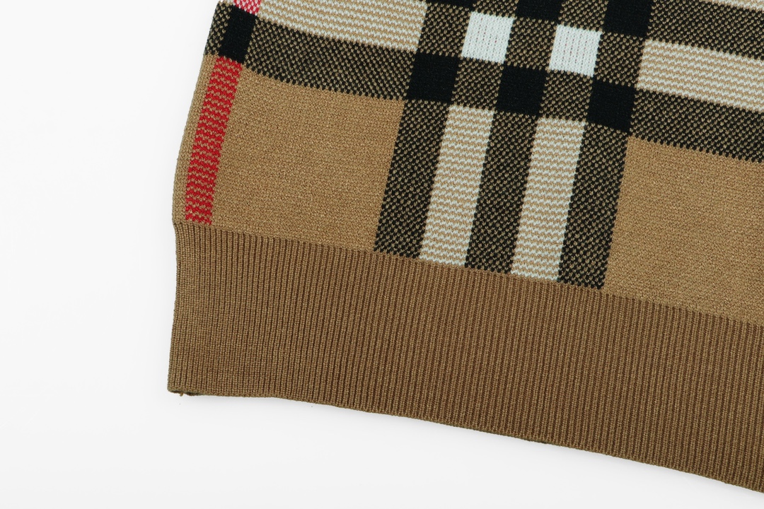 Burberry Unisex Sweatshirt Size S-XL