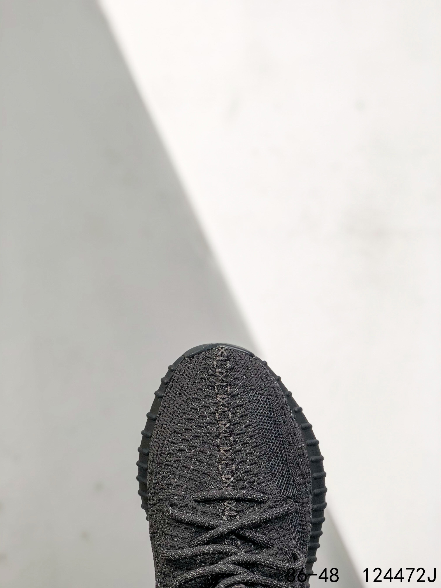 Yeezy 350 Boost 350 V2 Mens/Women Sneakers Shoes Black2 36 - 45