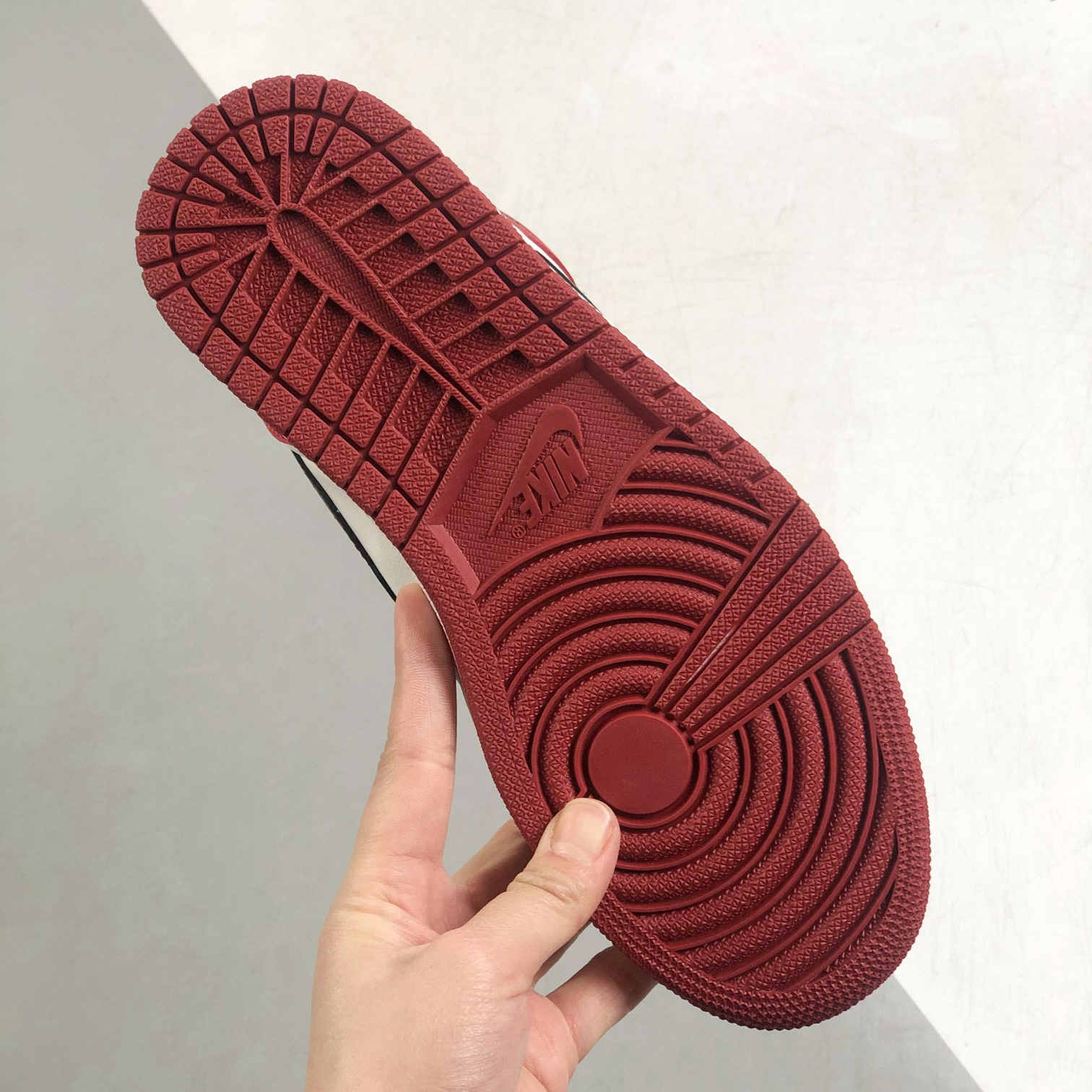 Nike Air Jordan 1 High Top Sneakers Shoes Gr. 36-46