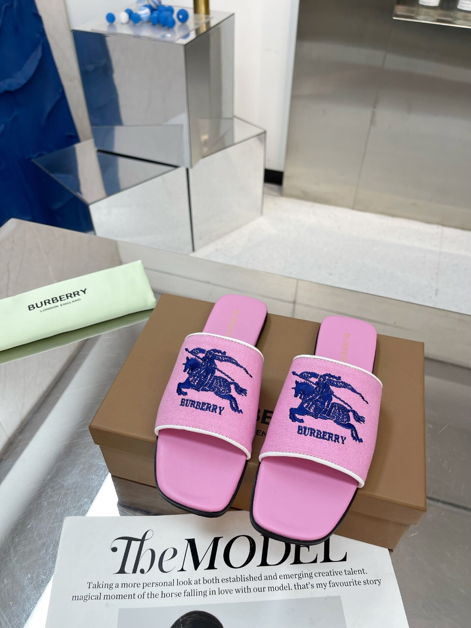 Burberry Women Slippers Size 36-41