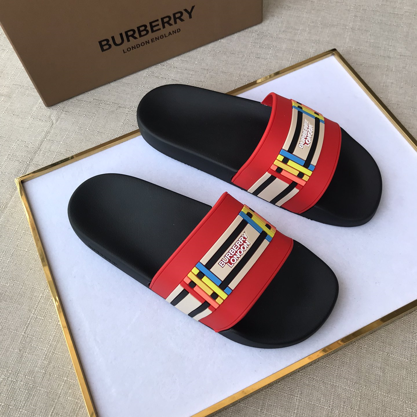 Burberry Mens Women Sandals Gr. 36-46