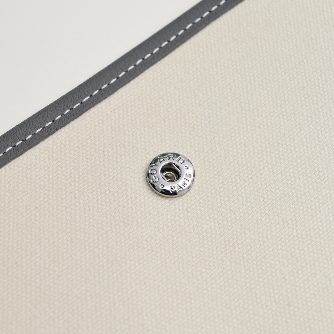 Goyard Shoulder Bags Size 20.5*14*2cm