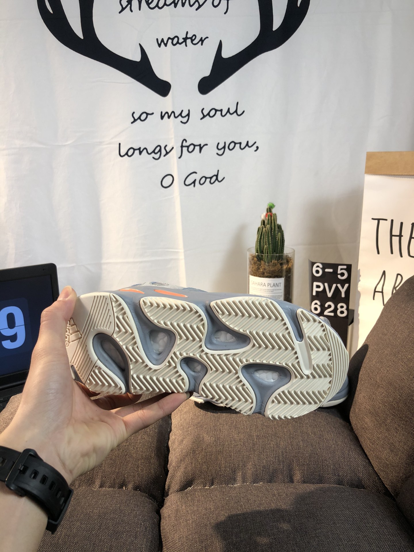 Yeezy 700 Boost Mens/Women's Sneakers Shoes 36 - 45