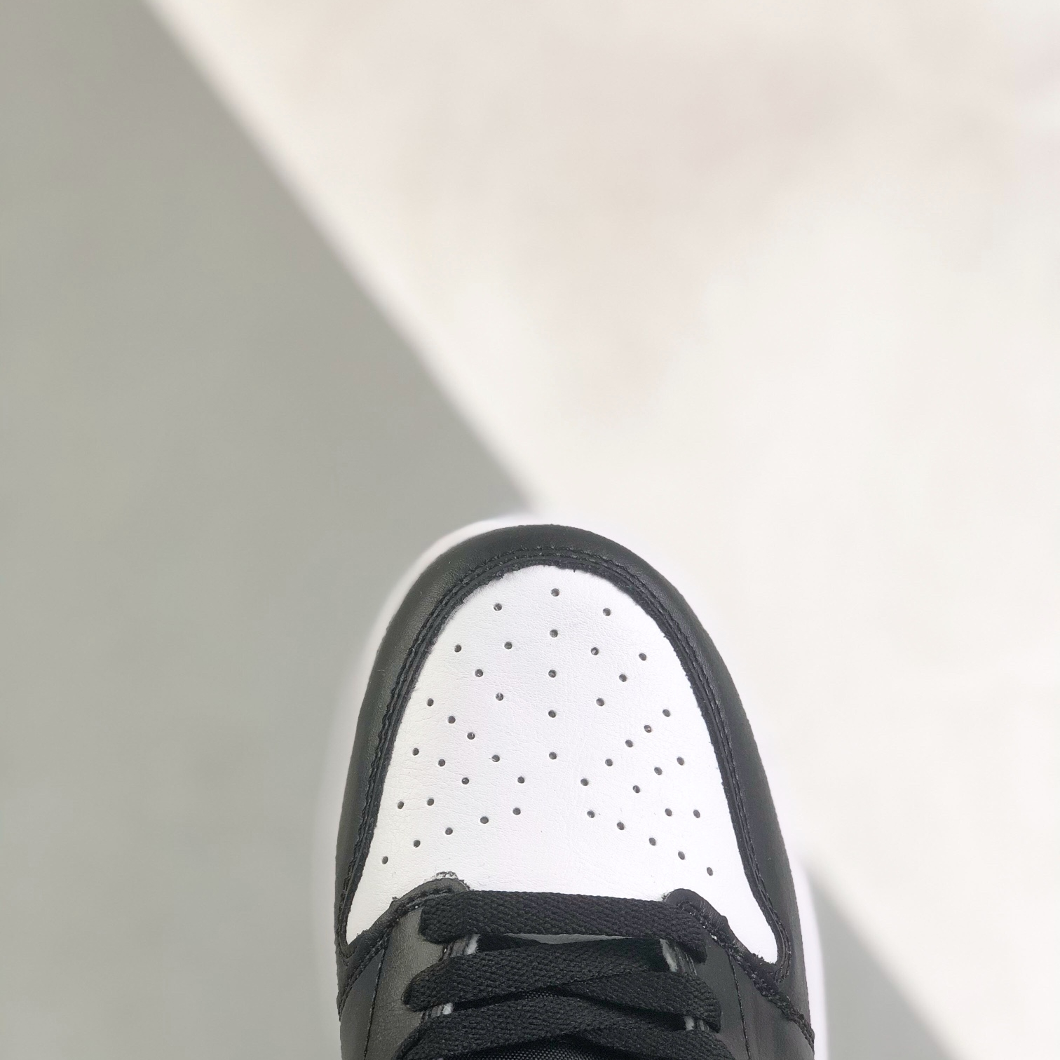 Nike Air Jordan 1 Low Top Sneakers Shoes Gr. 36-46