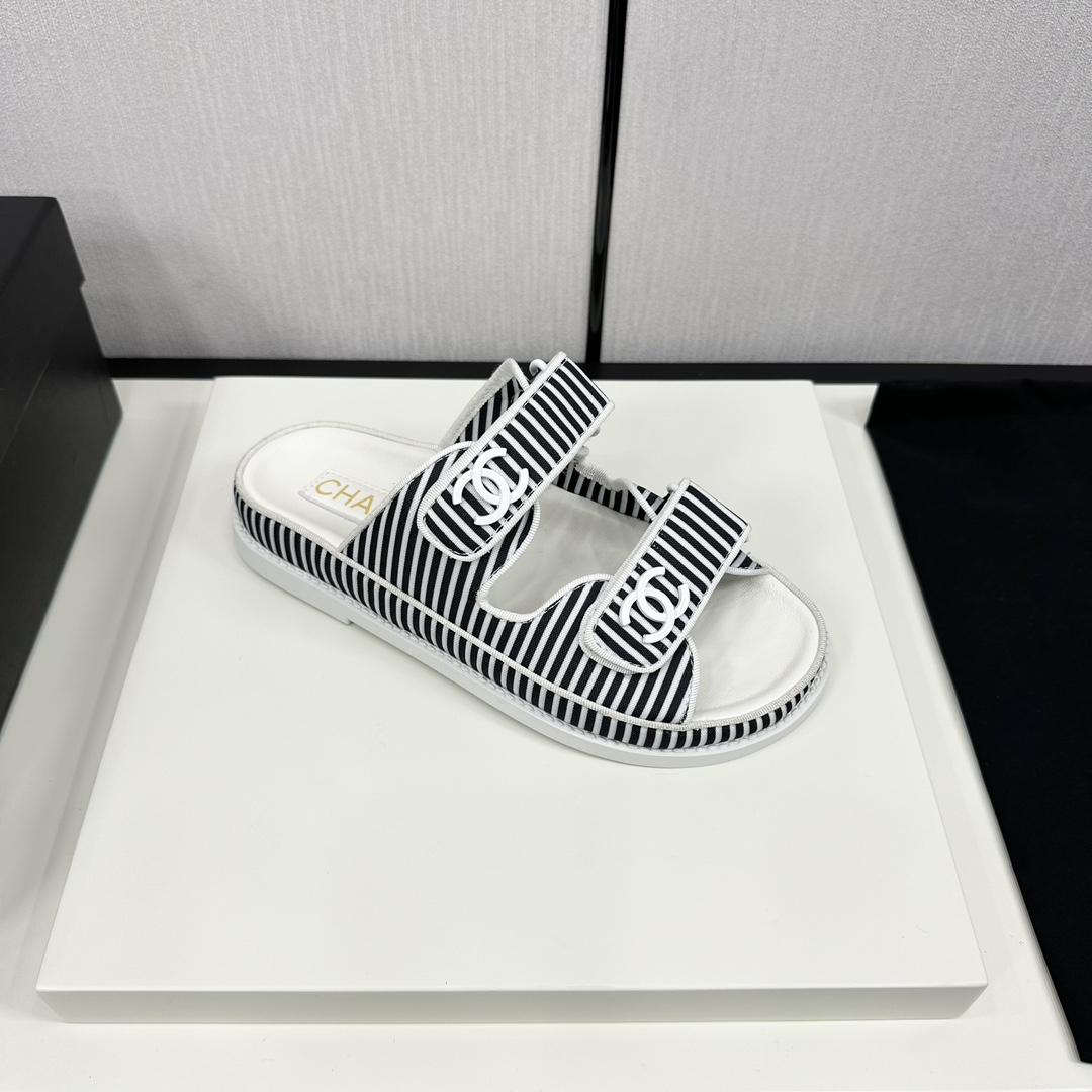 Chanel 2024 New Slippers Size 36-41