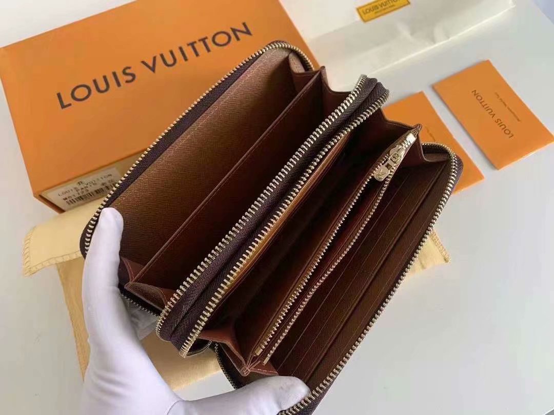 Louis Vuitton Men Wallet M61723 19*10*4cm