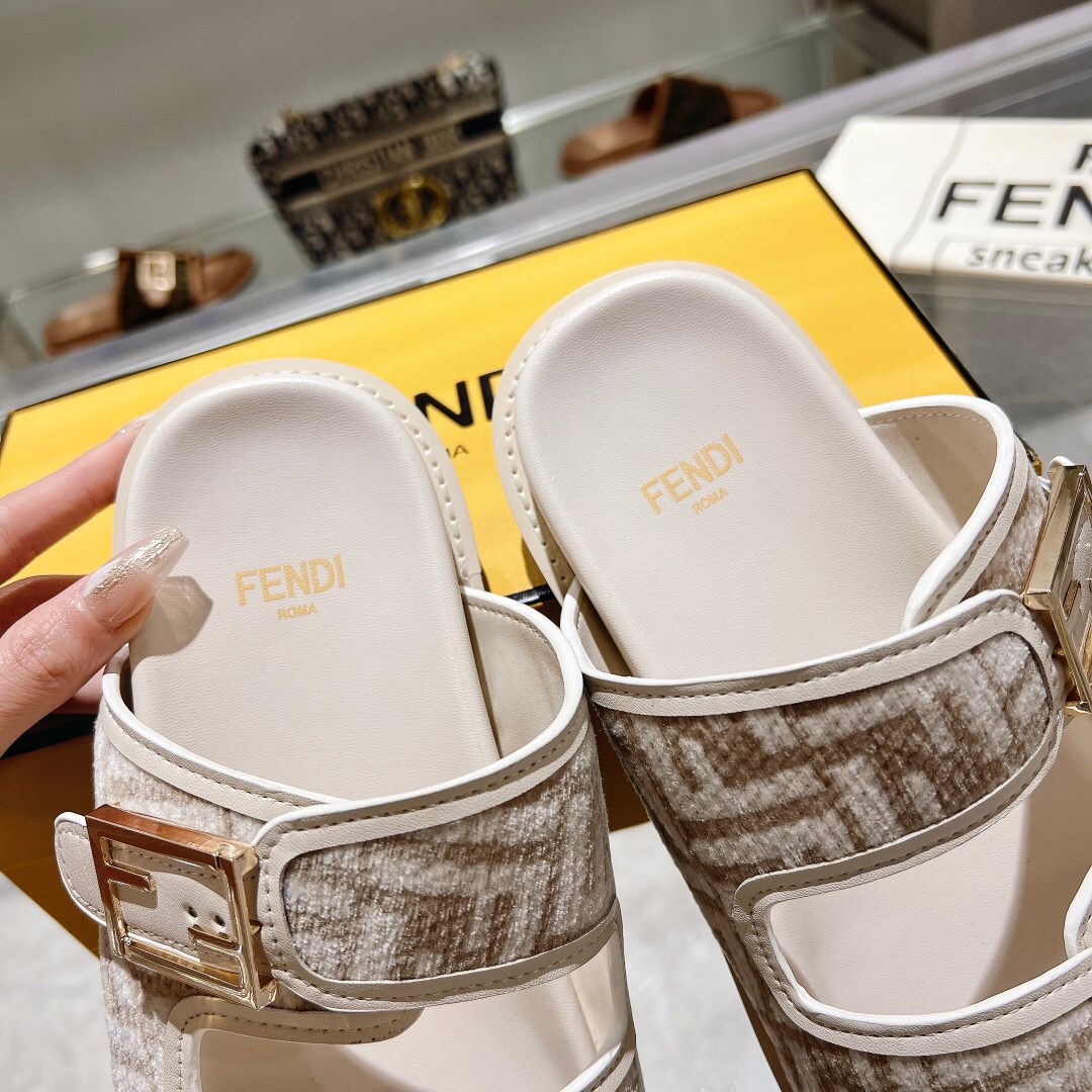 Fendi Slippers Size 36-45