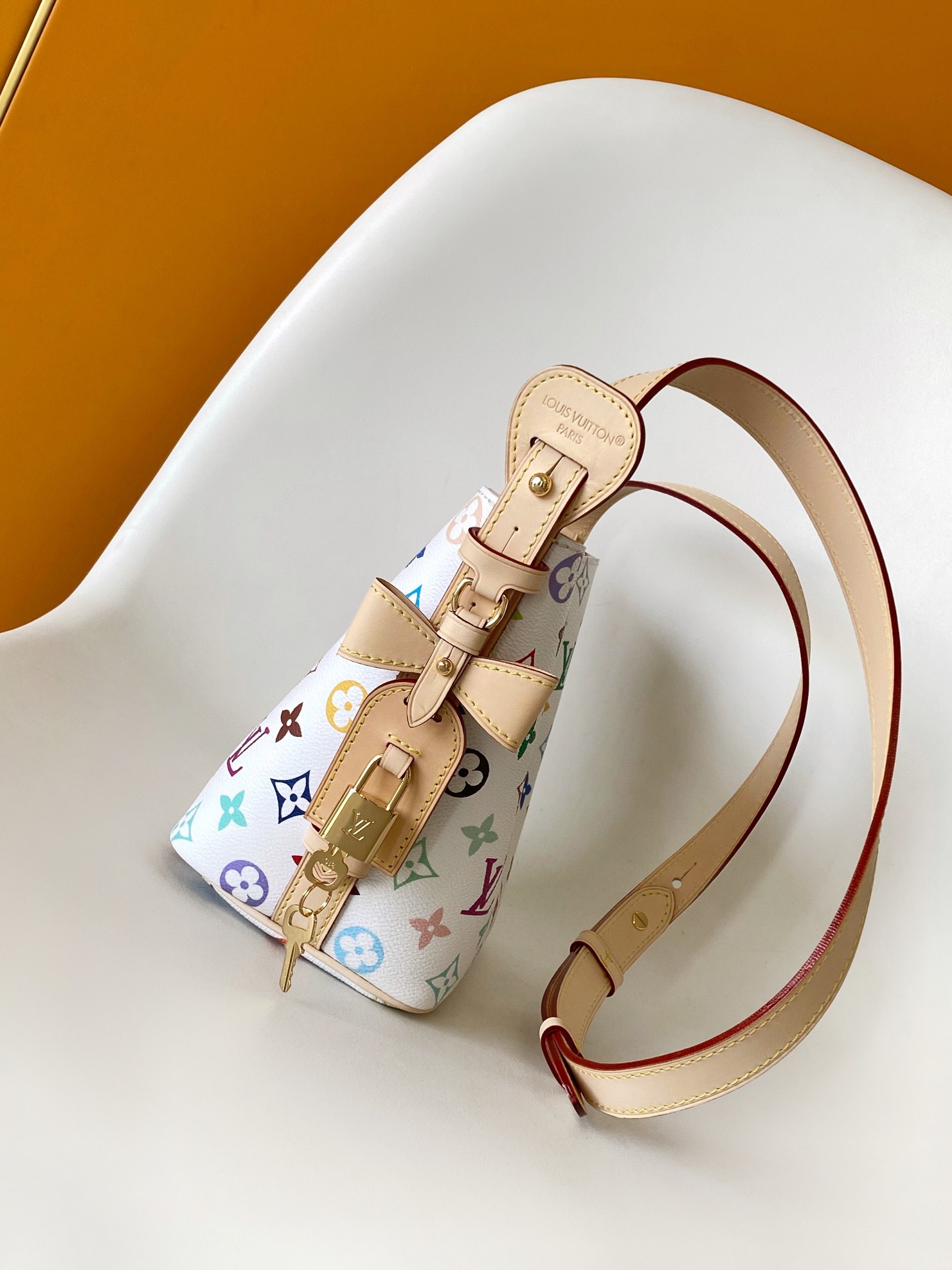 Louis Vuitton M13089 Women Shoulder Bags Size 16*18*12cm