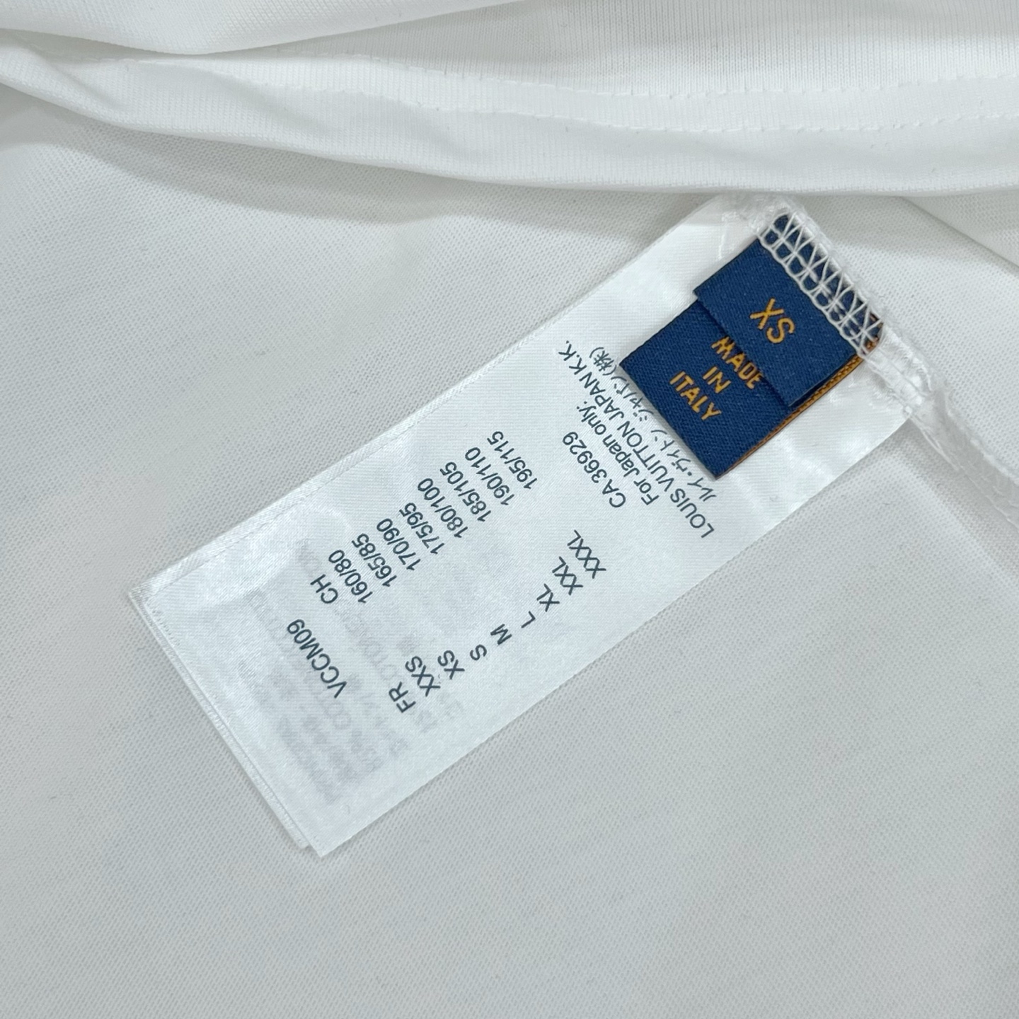 Louis Vuitton T Shirt  Embroider Logo Size XS-L