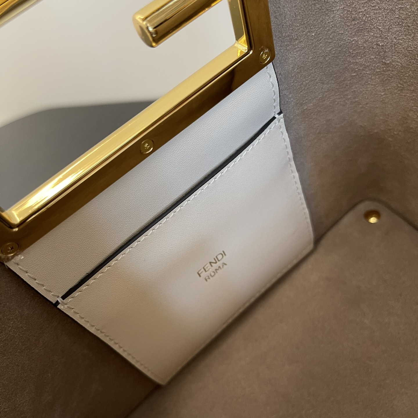 Fendi New Shoulder Bags 20*17*9cm