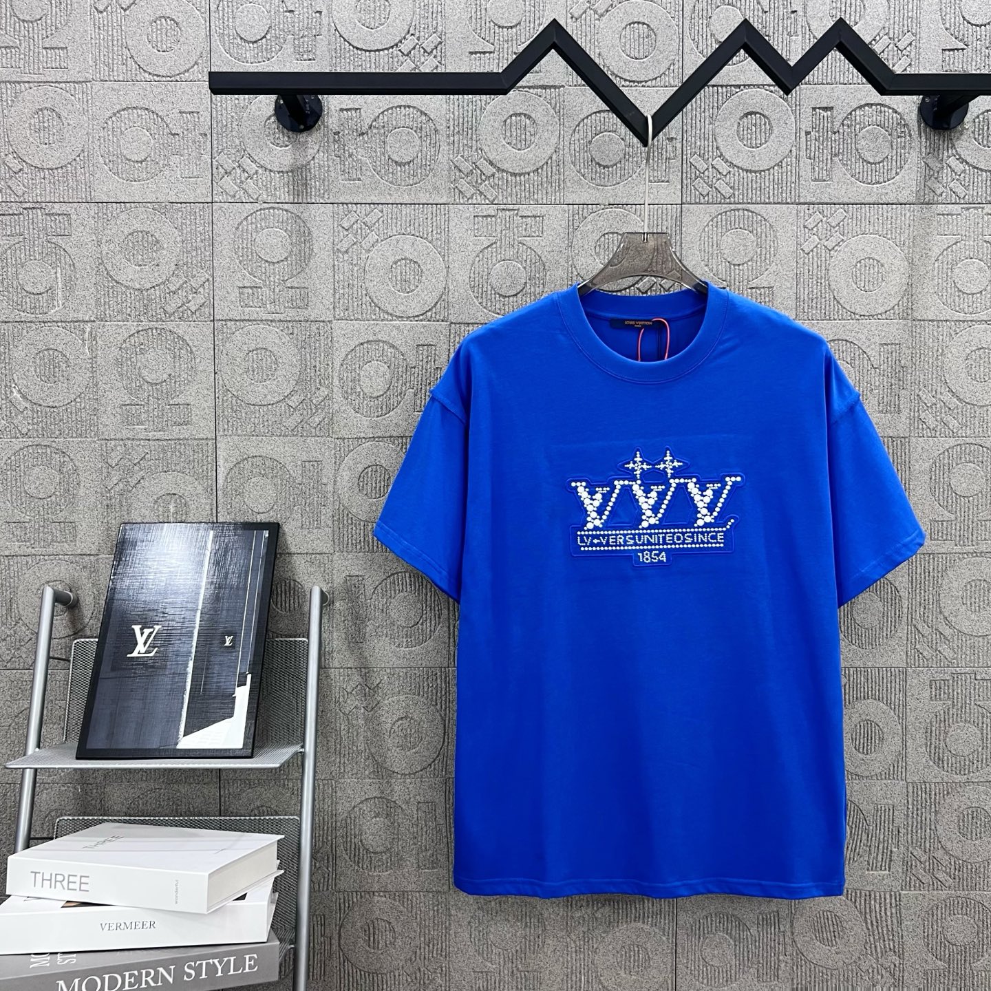Louis Vuitton T Shirt  Embroider Logo Size XS-L