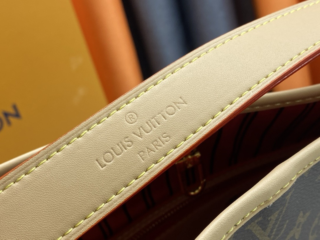 Louis Vuitton Shopping Bags 41*33*15cm