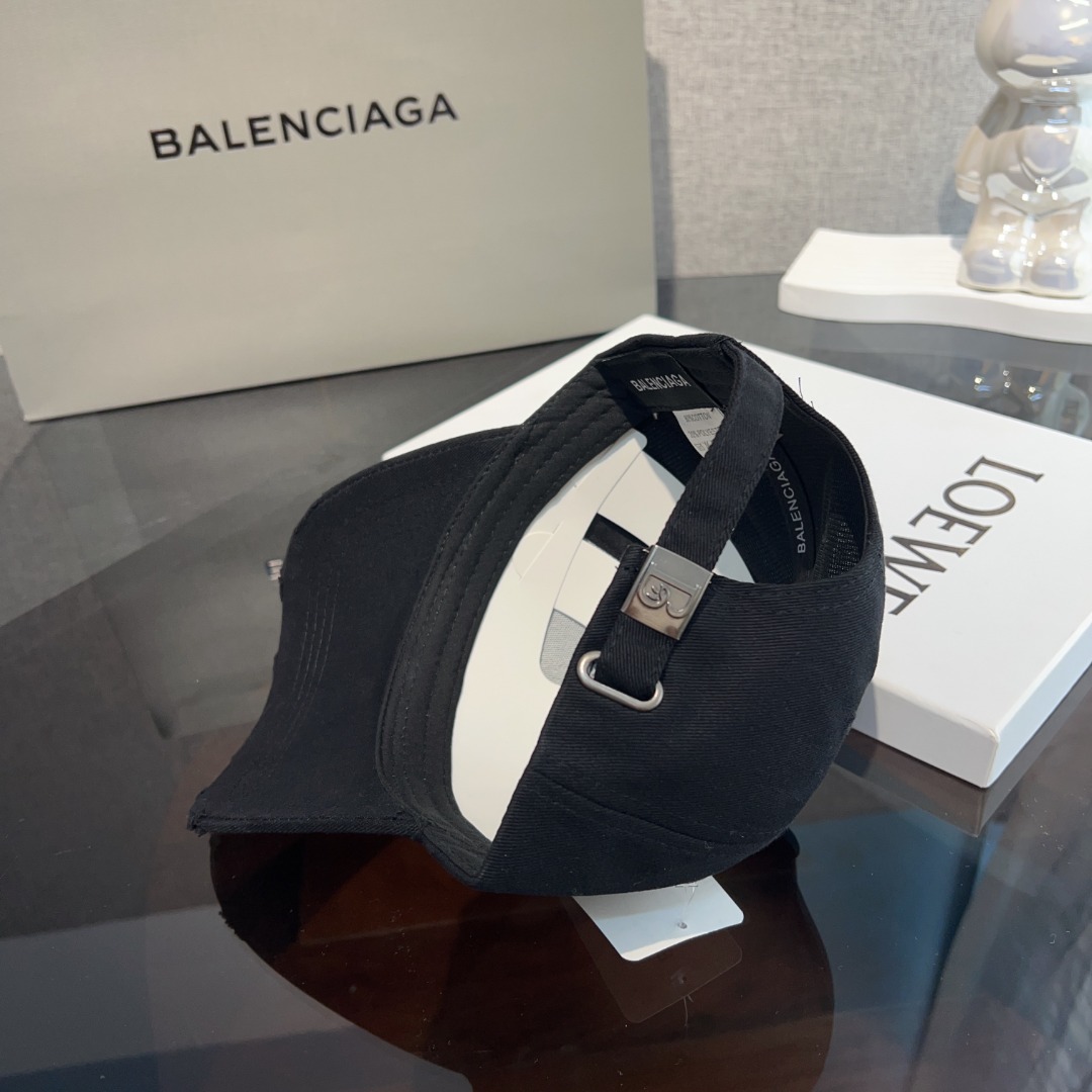 Balenciaga Baseball Cap